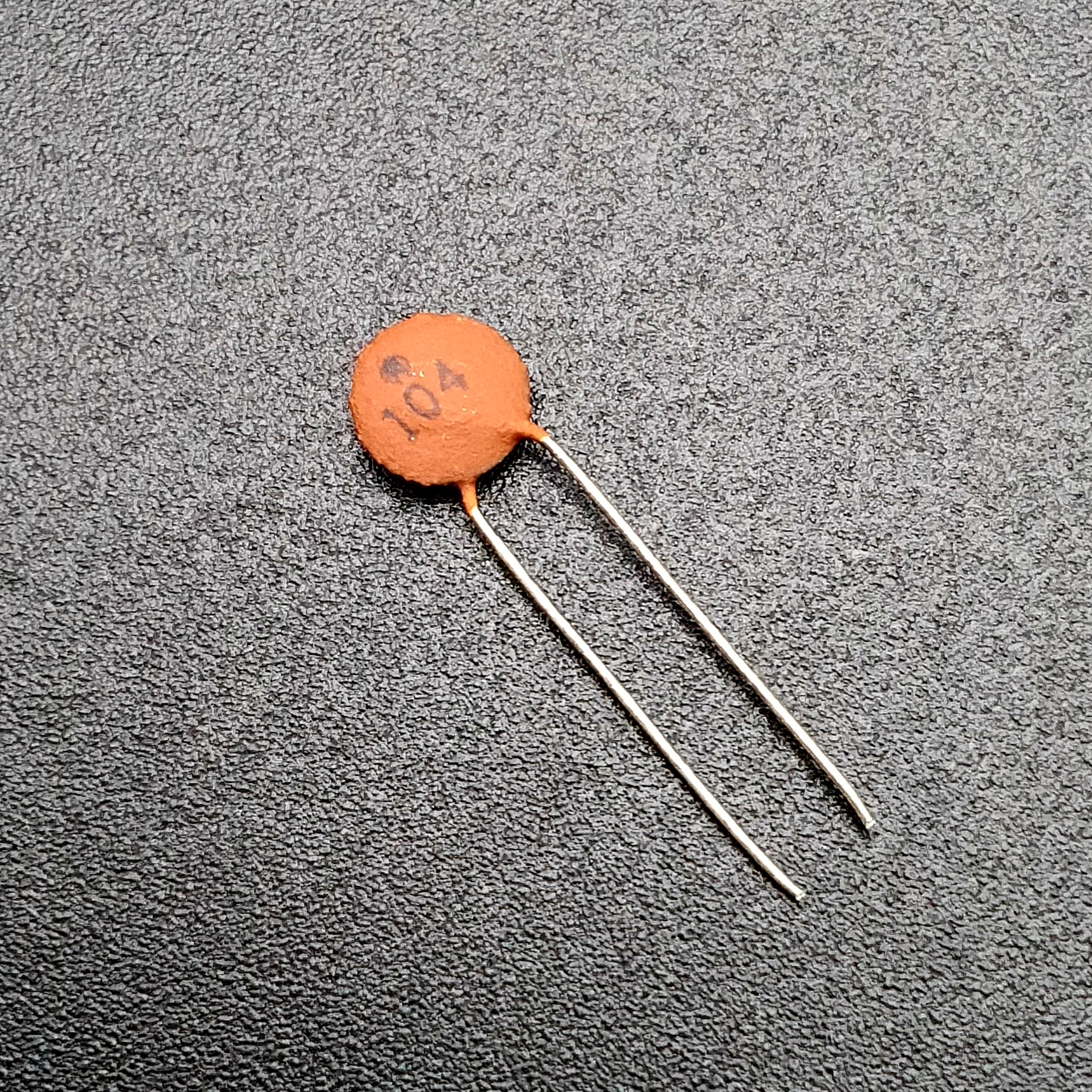 ตัวเก็บประจุ Ceramic Capacitor ตัวเก็บประจุชนิดเซรามิก 0.1 uF 50V (104) จำนวน 1 ชิ้น