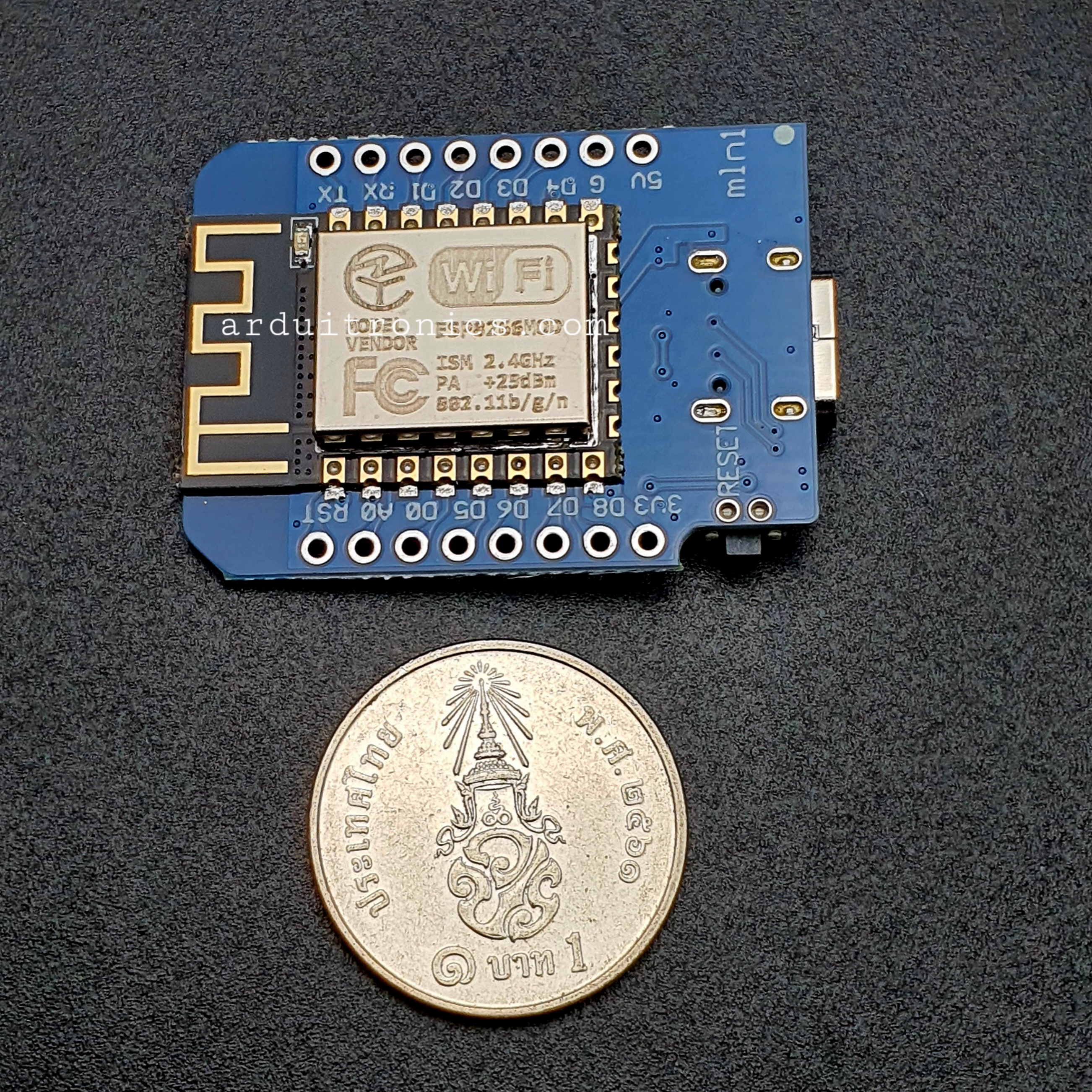 WeMos D1 Mini based on ESP-8266 + Free Pin Headers ( Type-C USB )