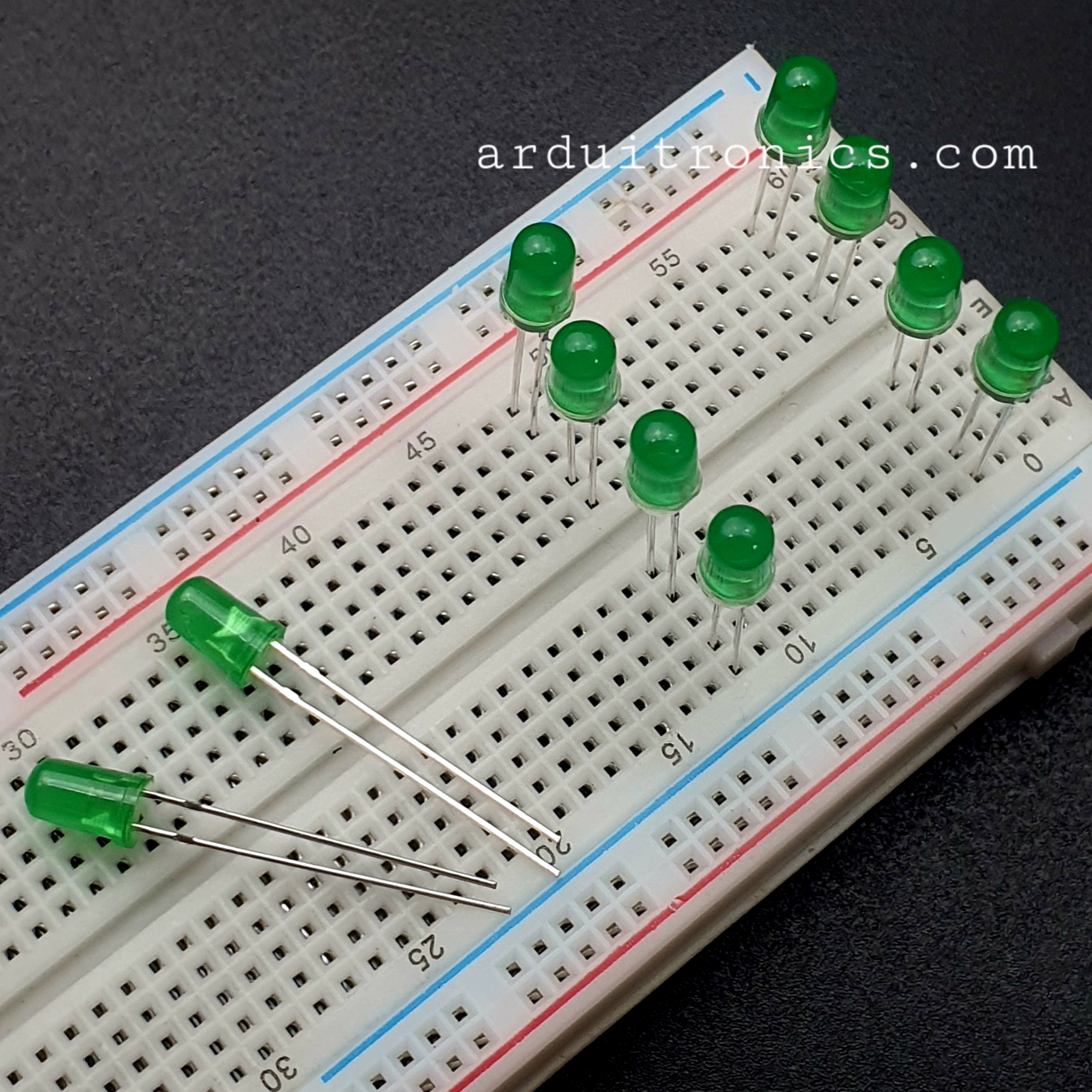 Green - Emerald Green LED 5mm ชุด 10 หลอด ขายาว ขนาด 28mm สีเขียวมรกต
