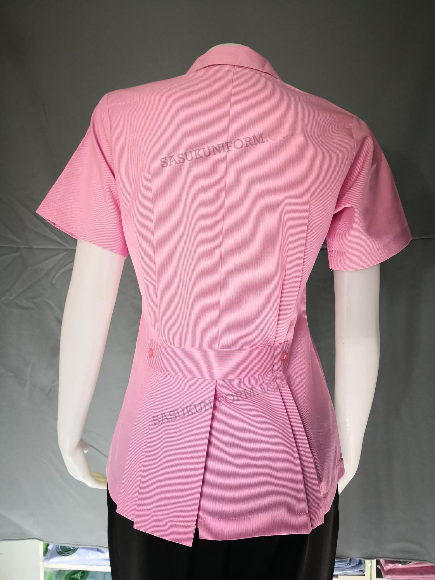 เสื้อริ้วชมพูขาว คอบัวกัลยา ปักกระทรวง ผู้หญิง