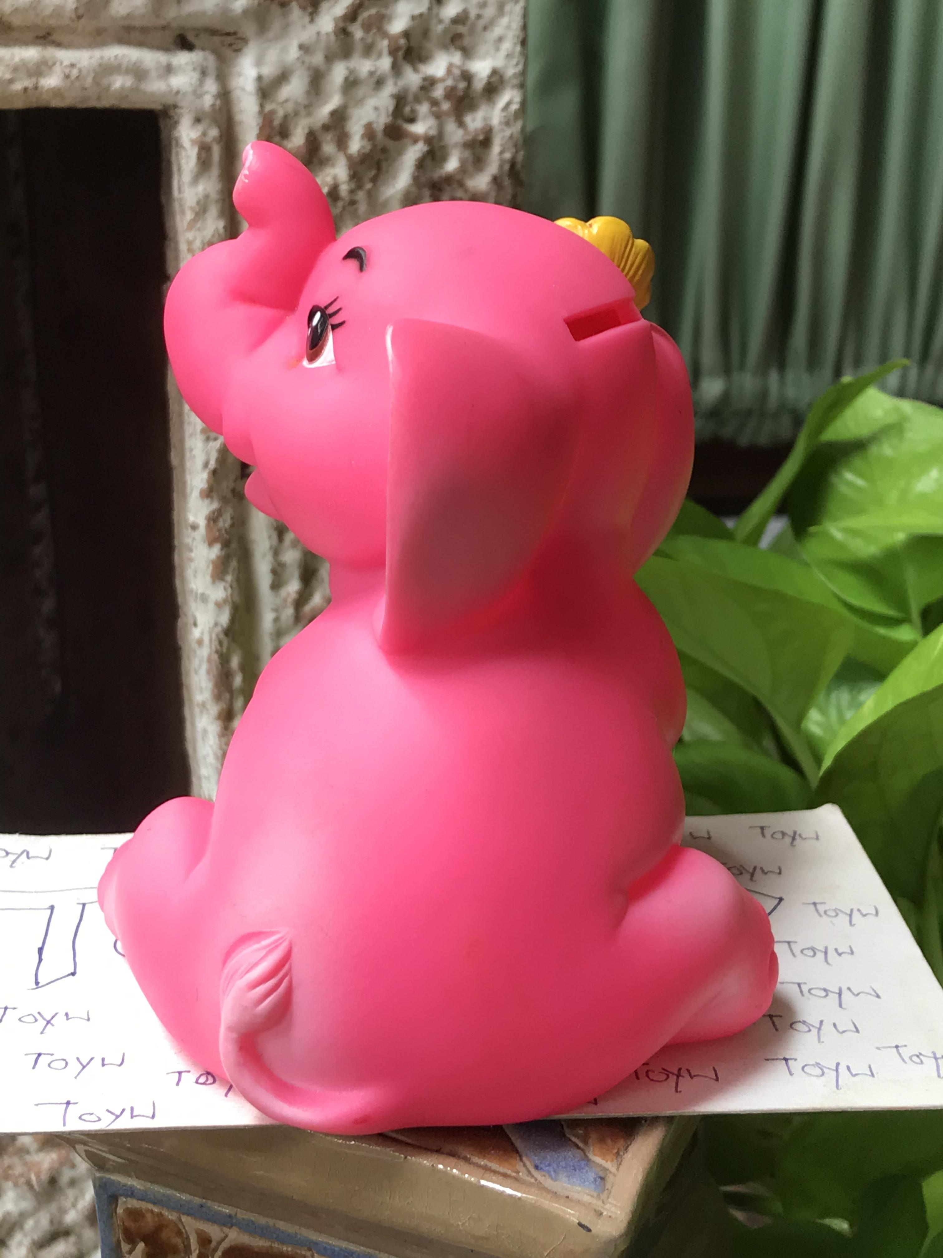 ชิ้นละ 350 บาท เก็บเก่ากระปุกออมสินช้าง ออมสินช้างก้านกล้วยสีชมพู กรมตรวจบัญชีสหกรณ์ ปี 2557 ขนาดกว้าง 5 นิ้ว สูง 5 นิ้ว