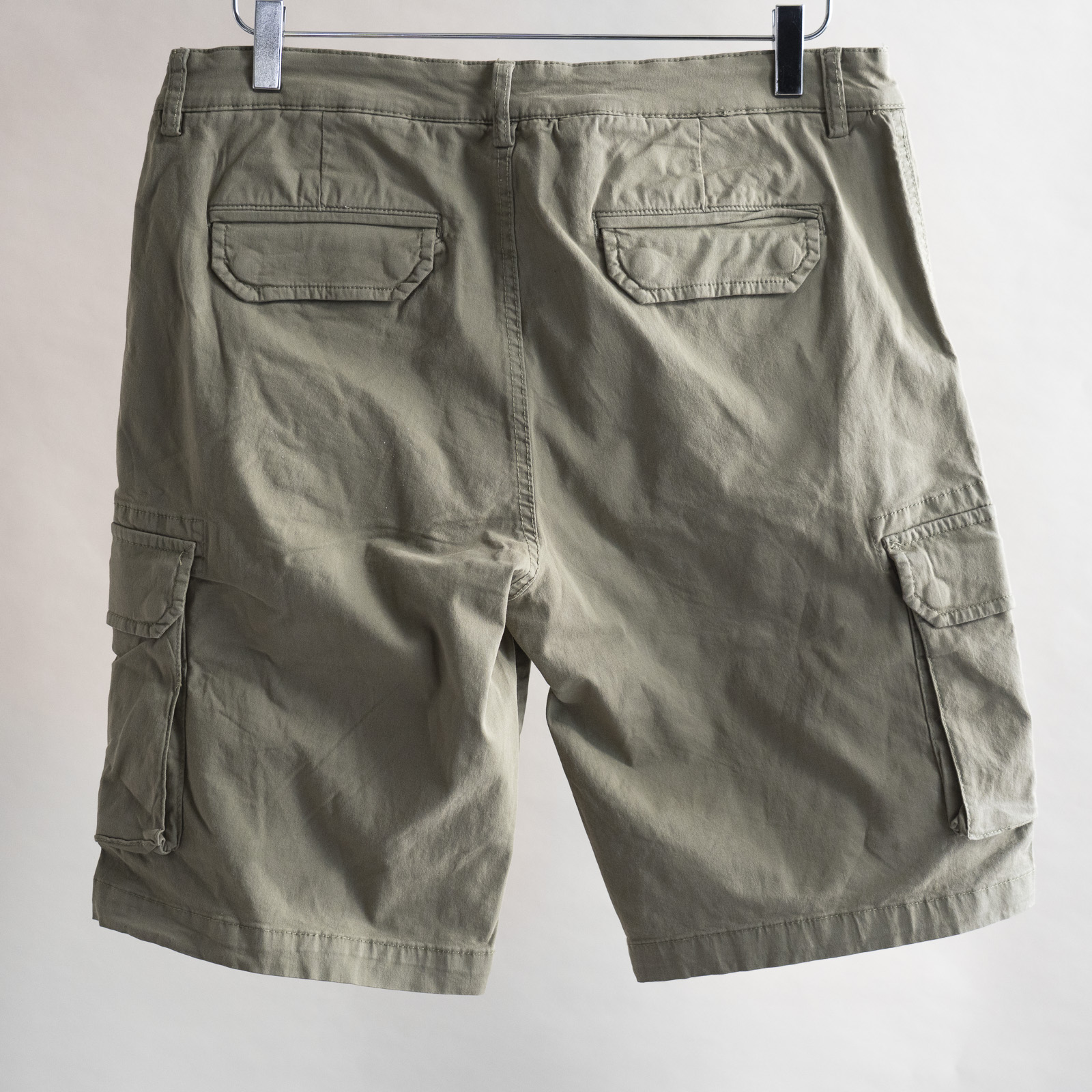 กางเกงขาสั้น Cargo จากแบรนด์ Devred 1902