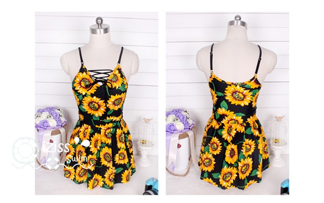 ***พรีออเดอร์***บิกินี่ชุดว่ายน้ำวันพีซ one-piece สีขาวเหลืองพิมพ์ลายดอกทานตะวัน เล่นดีเทล sexy เล็กๆ ช่วงร้อยเชือกสลับผูกเป็นโบว์ น่ารักไม่โป๊ สดใสรับลมทะเลสวยเหมือนแบบค่ะ