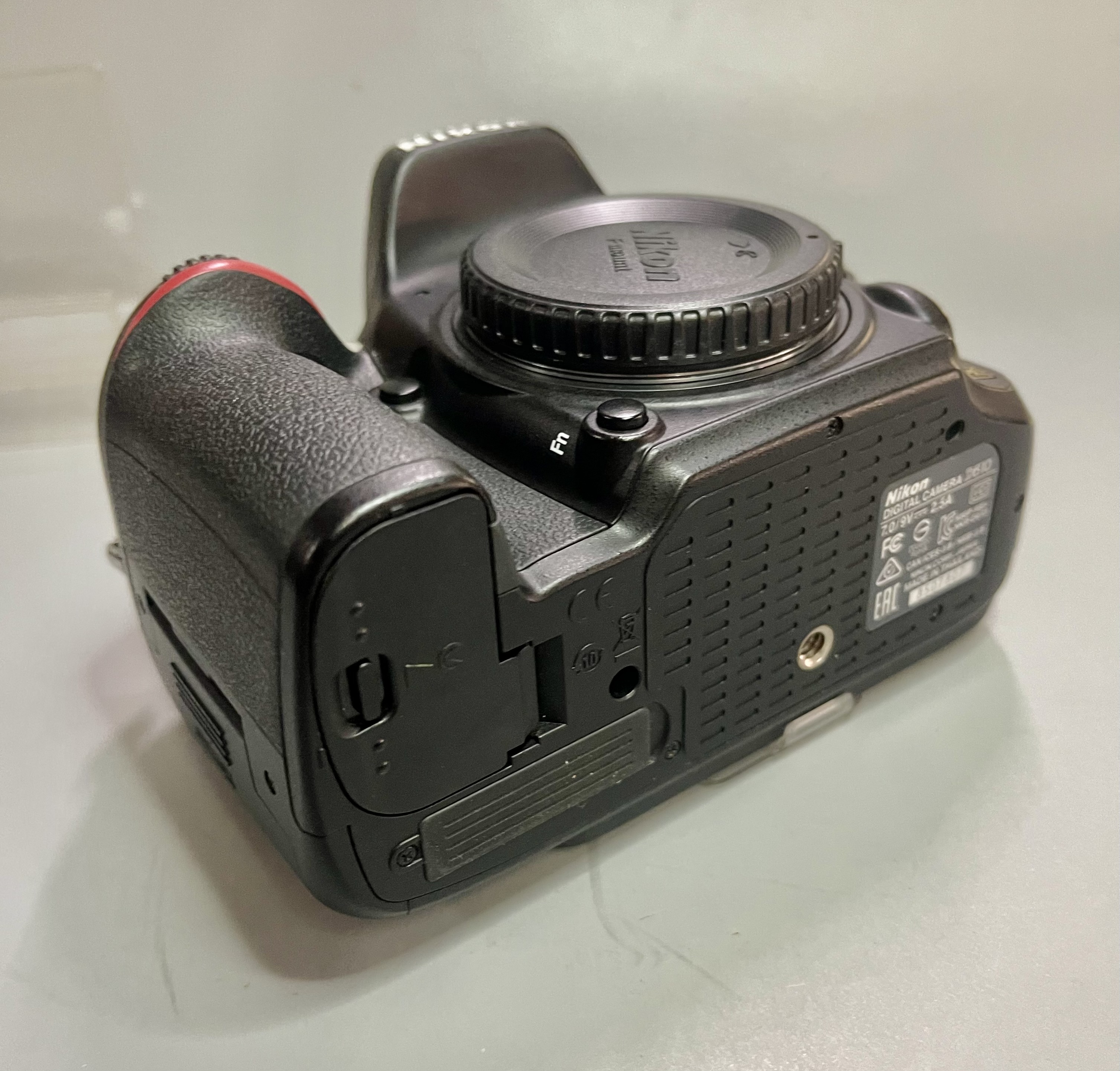 ขาย Nikon D610(body)/ Nikon WU-1b หมดประกันศูนย์ ใช้น้อย ชัตเตอร์ 14134 นางฟ้า สวยเหมือนใหม่