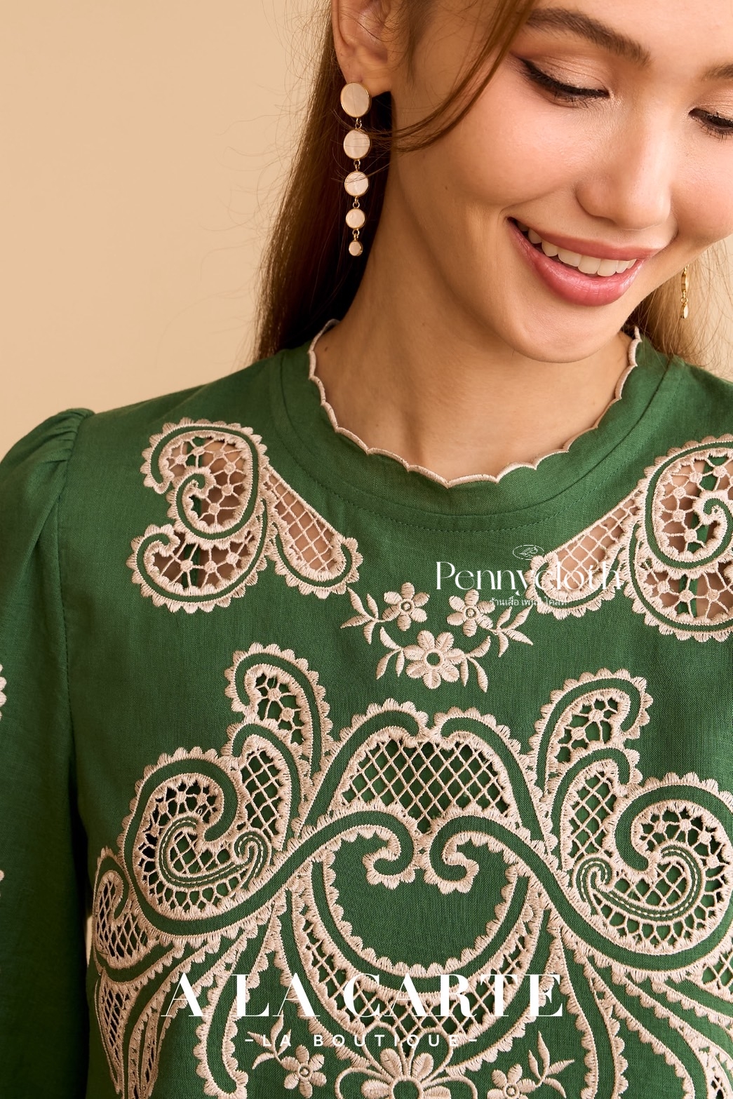 69862 เสื้อ A La Carte ลินินผสมคอตตอน งานปักฉลุ มีซับ เนื้อดีใส่สบาย by PENNY CLOTH