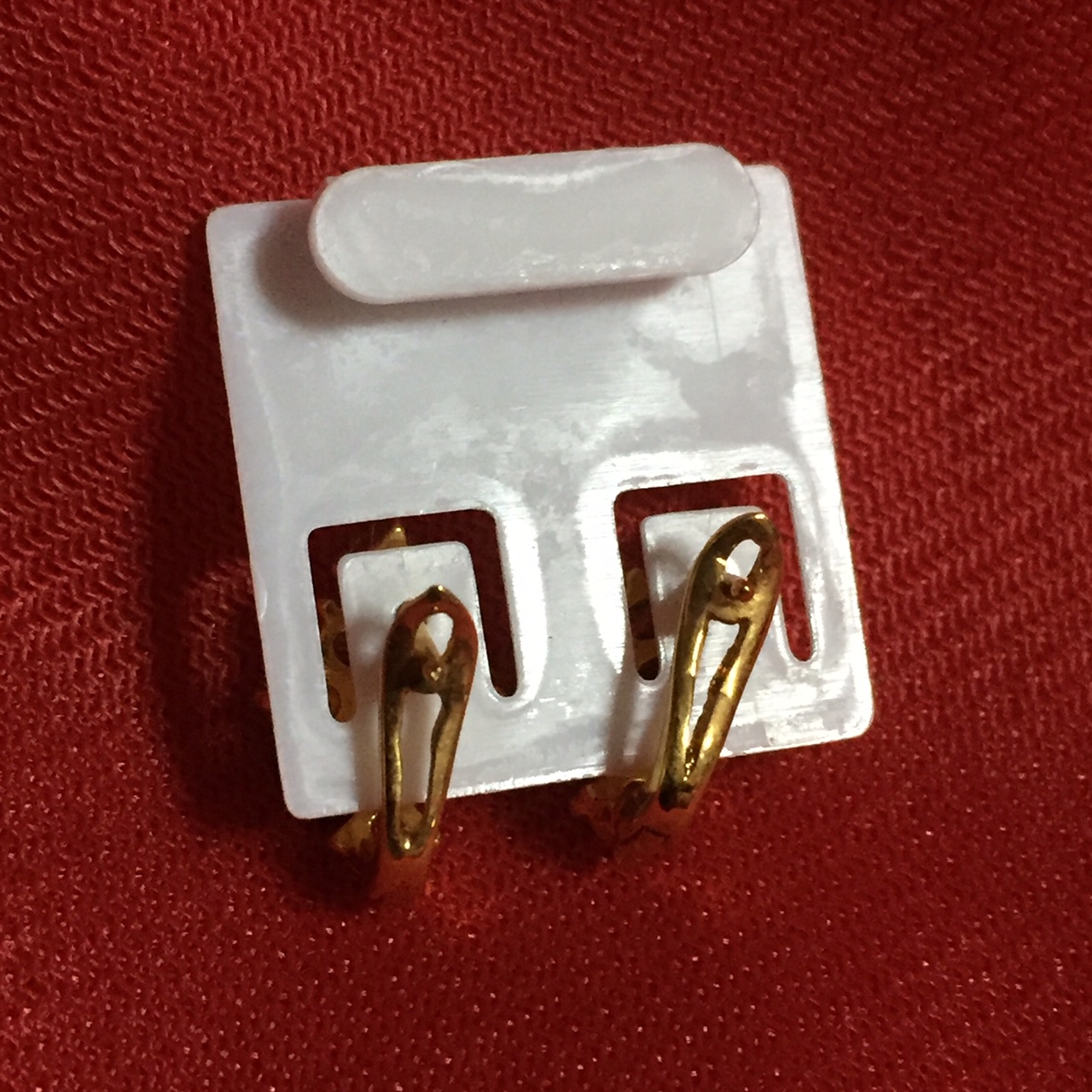 ต่างหูเพชร CZ 3เม็ด คิวบิคซิโคเนีย รูปข้าวหลามตัด