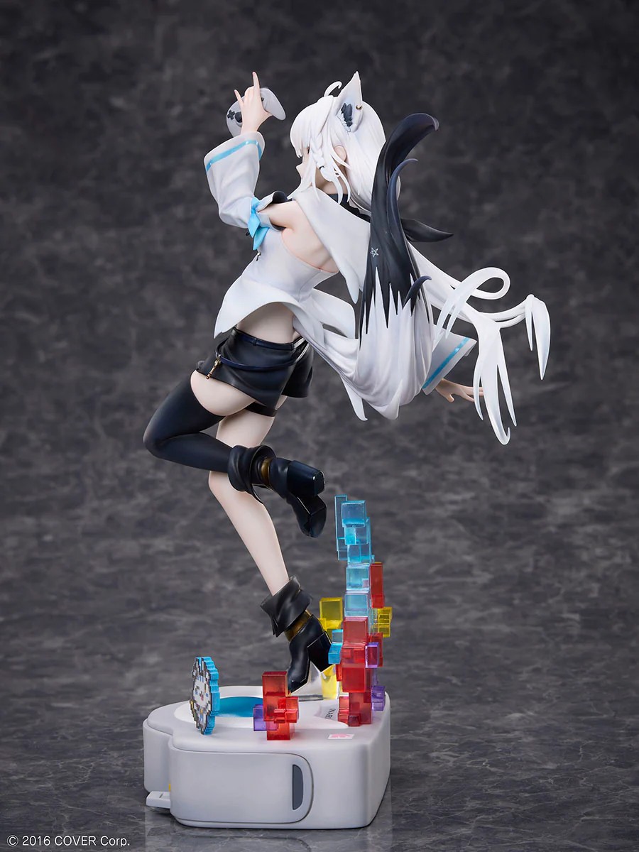 "Pre-Order" Design COCO 1/7 Shirakami Fubuki "We are Gamers!!!!"Ver.