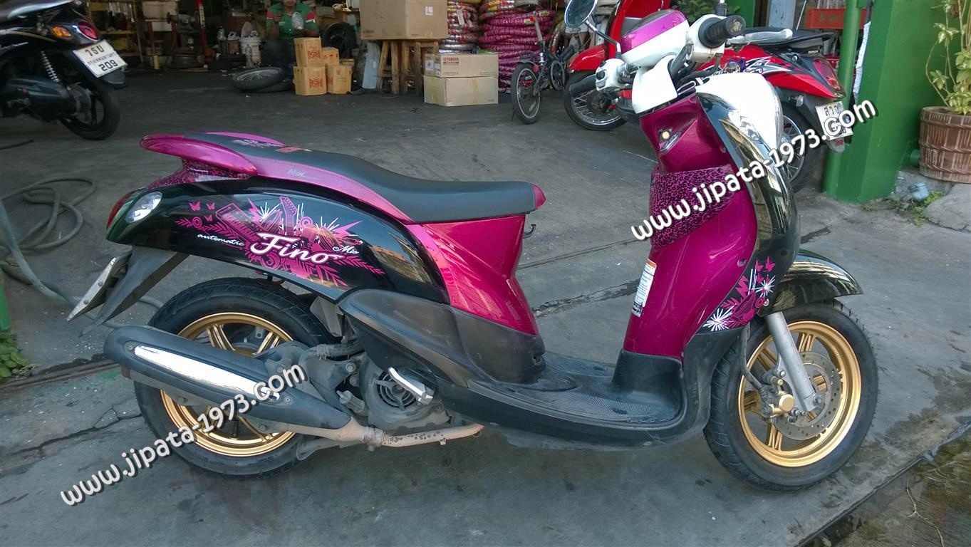 ชุดโปรโมชั่น วันสงกรานต์ ชุดล้อแม็กแท้พร้อมยาง Yamaha Fino,Mio ขอบ 12 นิ้ว