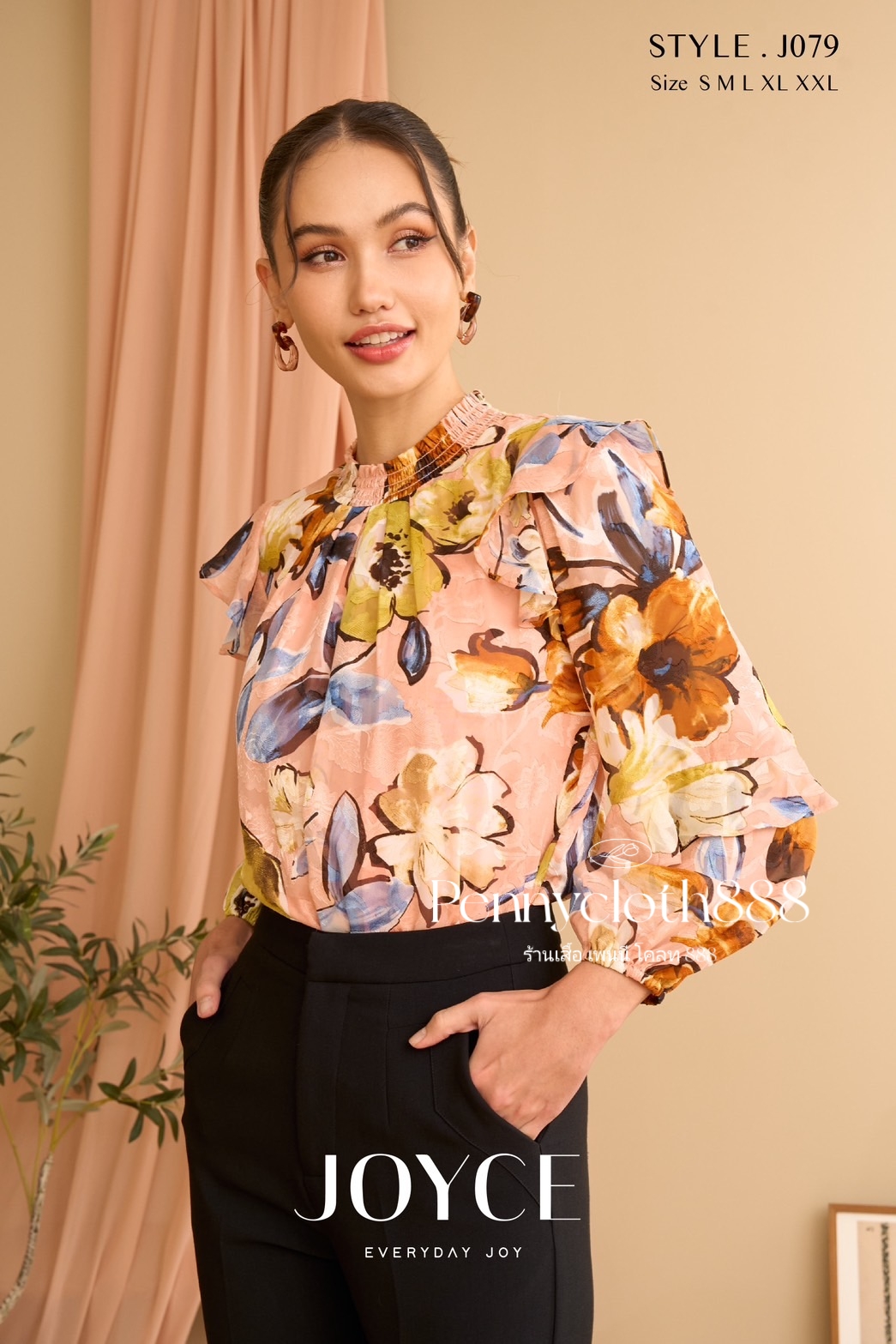 J079 เสื้อ Joyce ชีฟองพิมพ์ลายใหม่ คอกลมเย็บสม็อกมีกระดุมหลัง มีระบายหัวไหล่ มีซับใน แขน 4 ส่วนปลายสม็อก