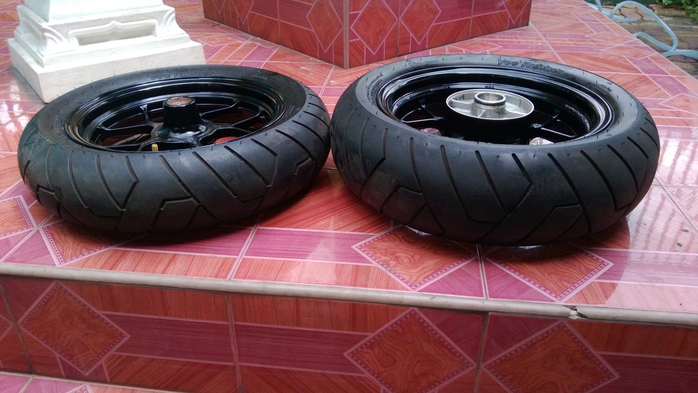 ล้อแม็กพร้อมยาง Honda Msx 125 แท้