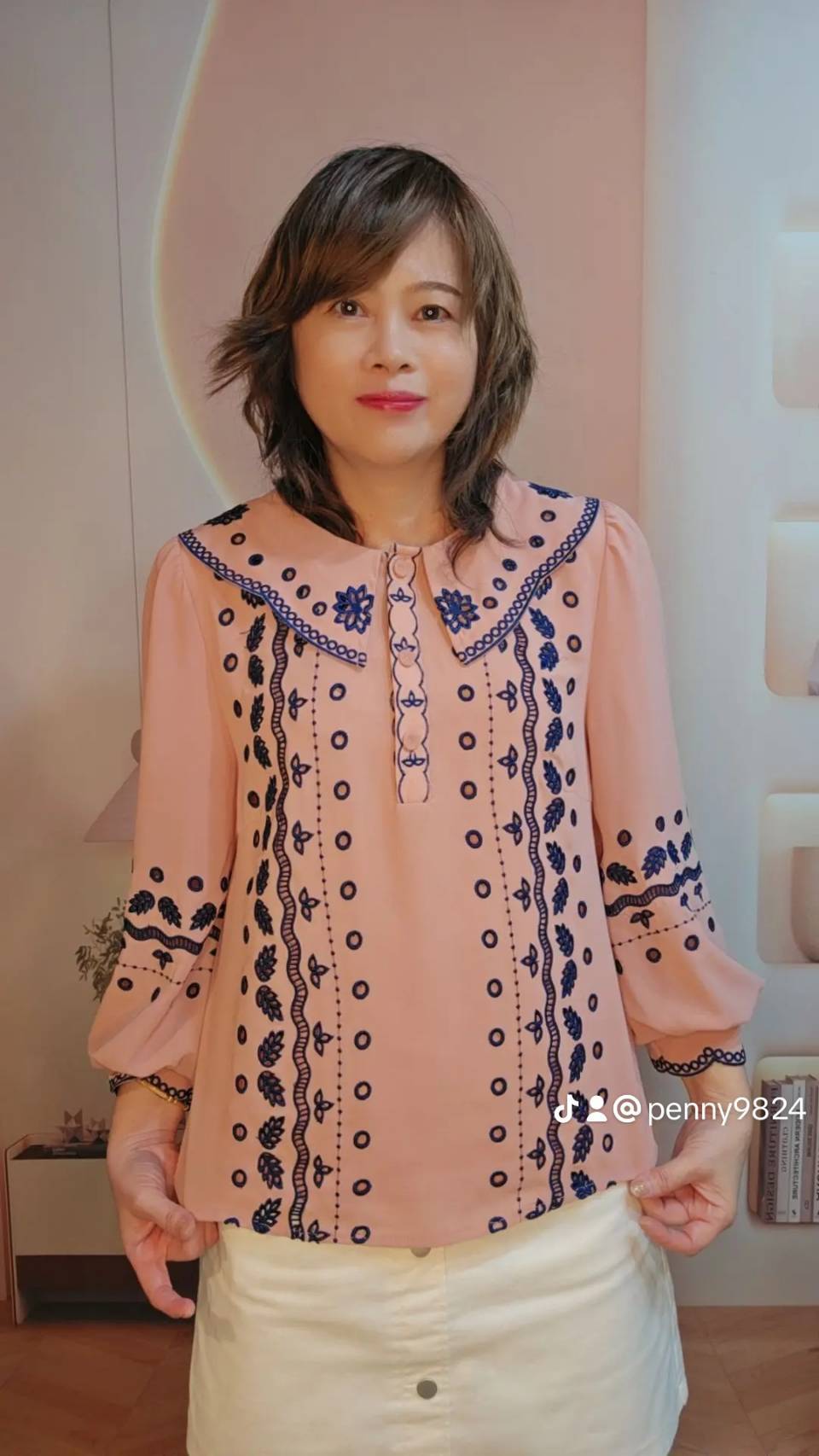 69689 เสื้อ A La Carte ชีฟองคอปก งานปักฉลุขึ้นใหม่ มีกระดุมหน้า 3 เม็ด มีซับใน by PENNY CLOTH 888