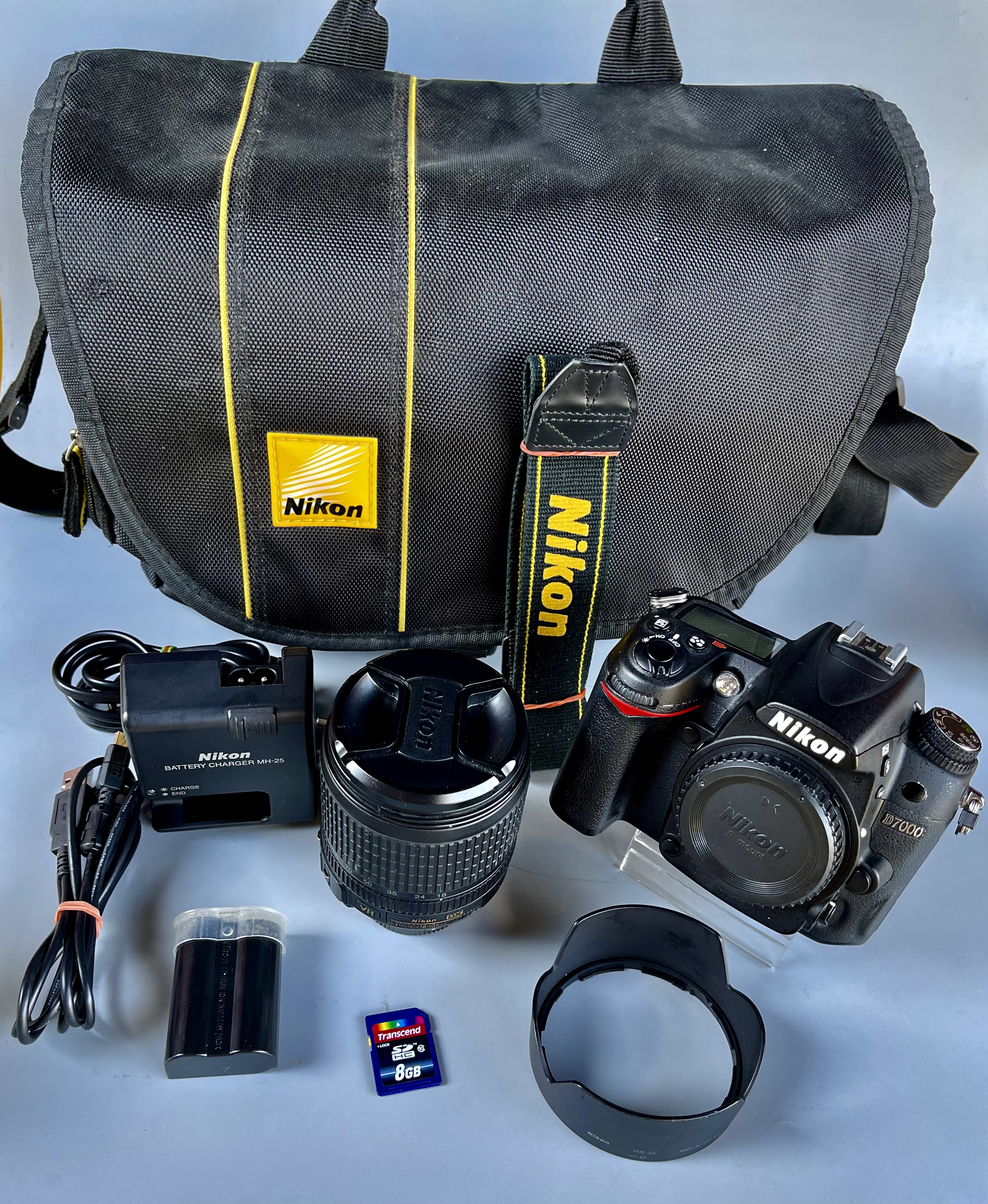 ขาย Nikon D7000 เลนส์ 18-105mm f3.5-5.6 ใช้น้อยขัตเตอร์ 10371 อปกศ เก่าเก็บแต่สภาพเหมือนใหม่