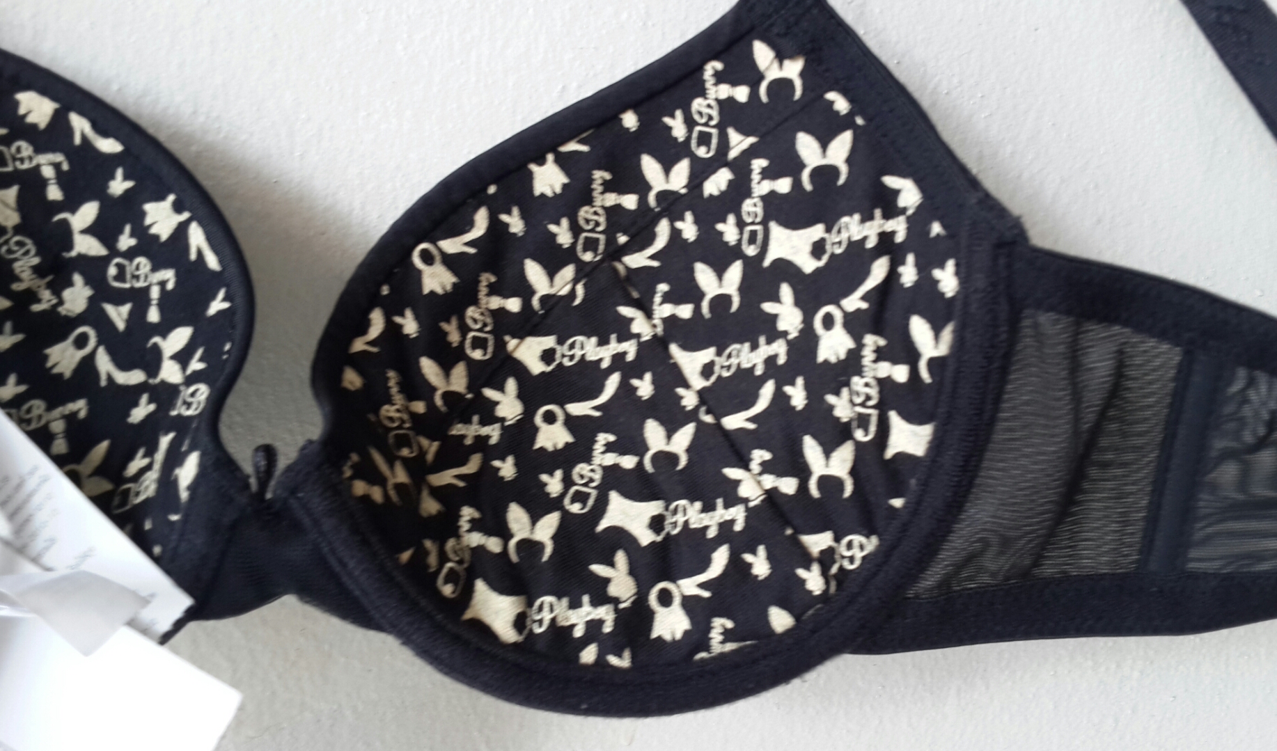 เสื้อชั้นในสตรี Playboy