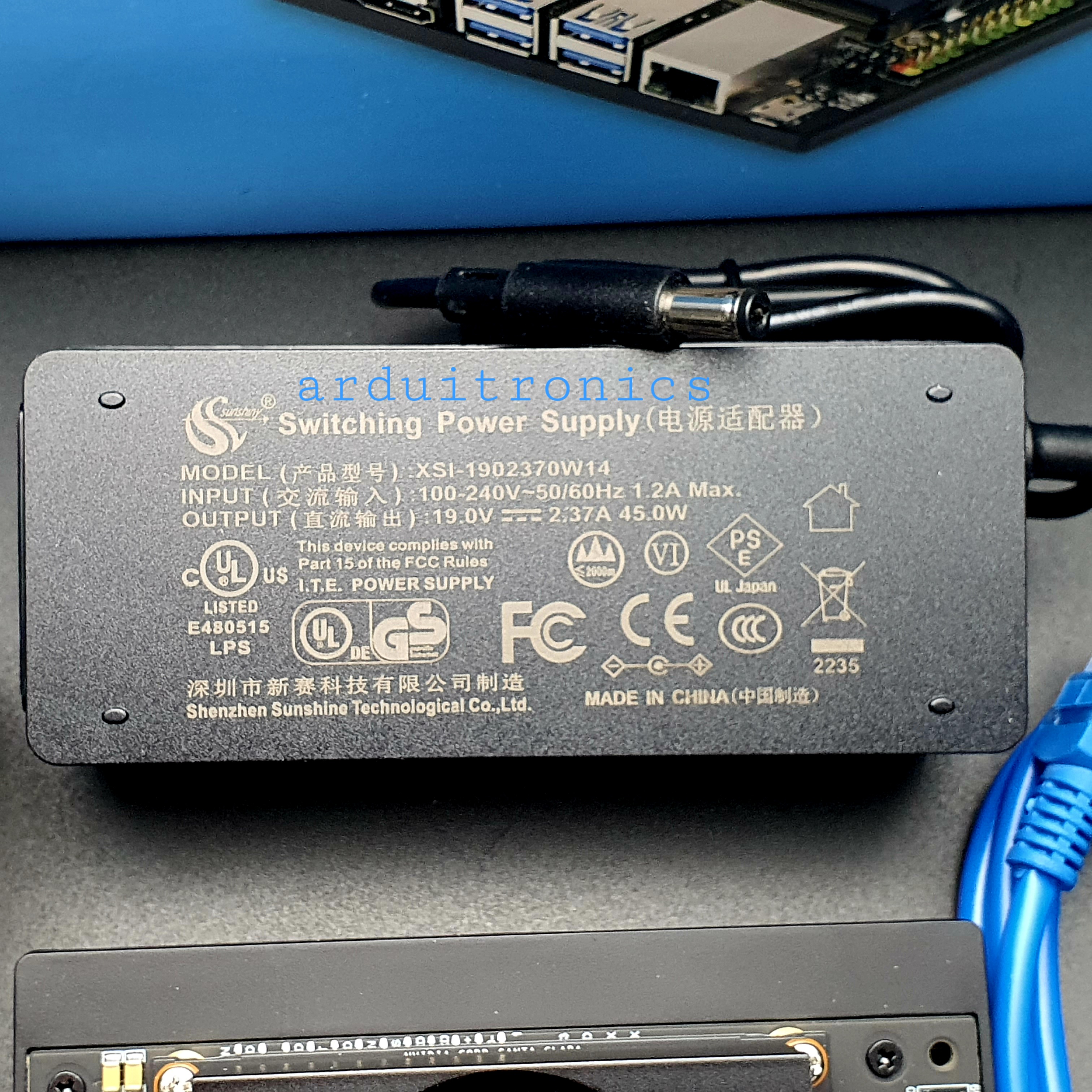 [pre-installed JetPack, 128GB SSD and WiFi] Jetson Xavier NX AI Dev. Kit (16GB RAM) - Alternative Jetson Xavier NX Dev Kit with Official Module