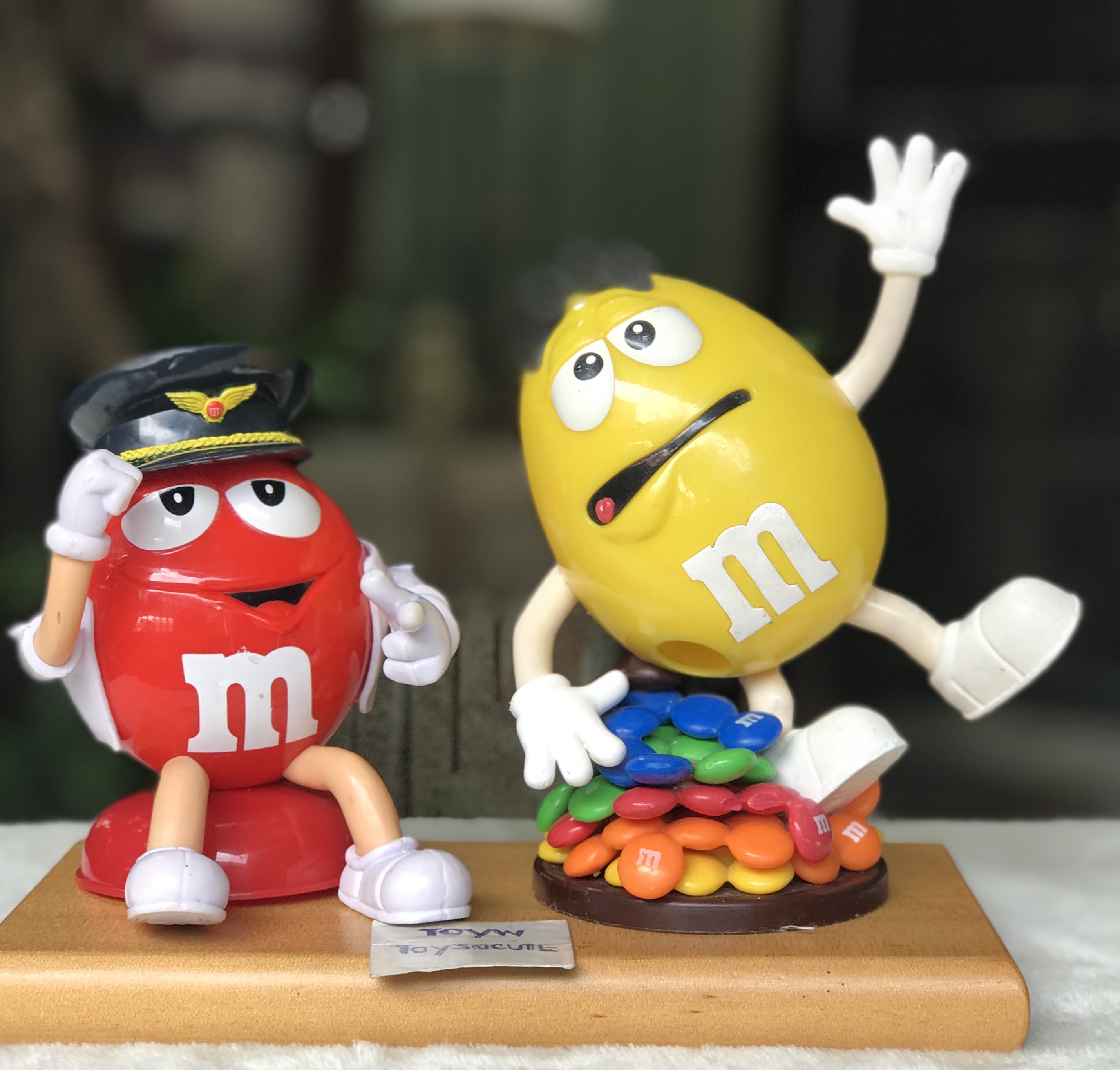 ราคาต่อชิ้น M&M - Pilot M&M's Yellow Peanut Character โมเดลตุ๊กตา M&M เอ็ม แอนด์ เอ็ม สะสม ตั้งโชว์ ตกแต่งบ้าน