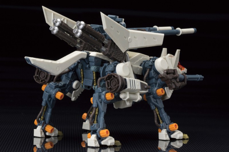 "Pre-Order" HMM ZOIDS 1/72 RZ-009 Command Wolf AC&LC Marking Plus Ver.