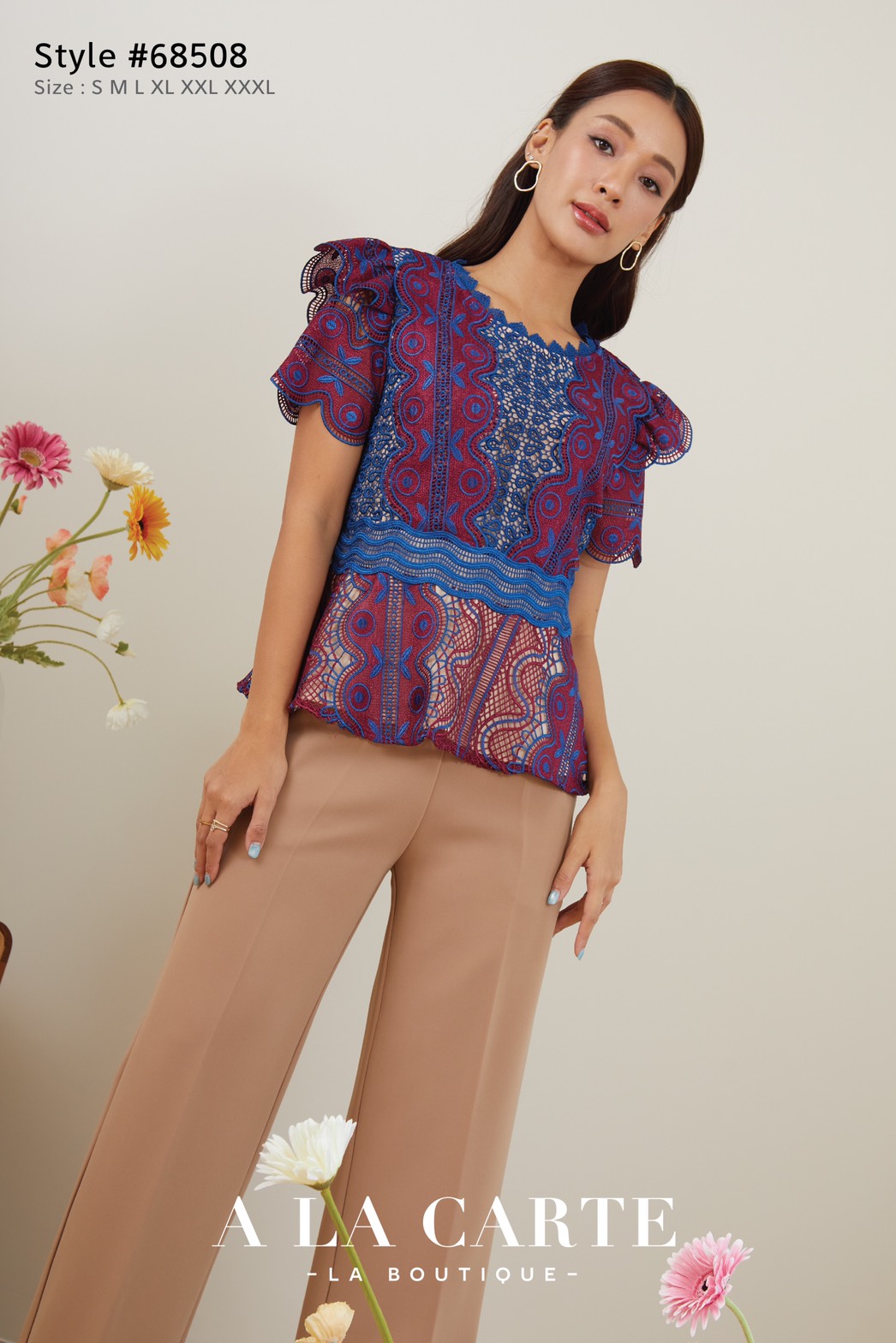 68508 เสื้อลูกไม้แขนสั้น ใส่ออกงาน ลูกไม้ทอลาย two-tone ลายลูกไม้เนื้อนุ่มย ซับผ้าชีฟองสีครีม ช่วงเอวตัดต่อเข้ารูปเชื่อมด้วยลูกไม้ ต่อระบาย มีซิปหลัง สีครีม L สีฟ้า S,3XL สีแดง M