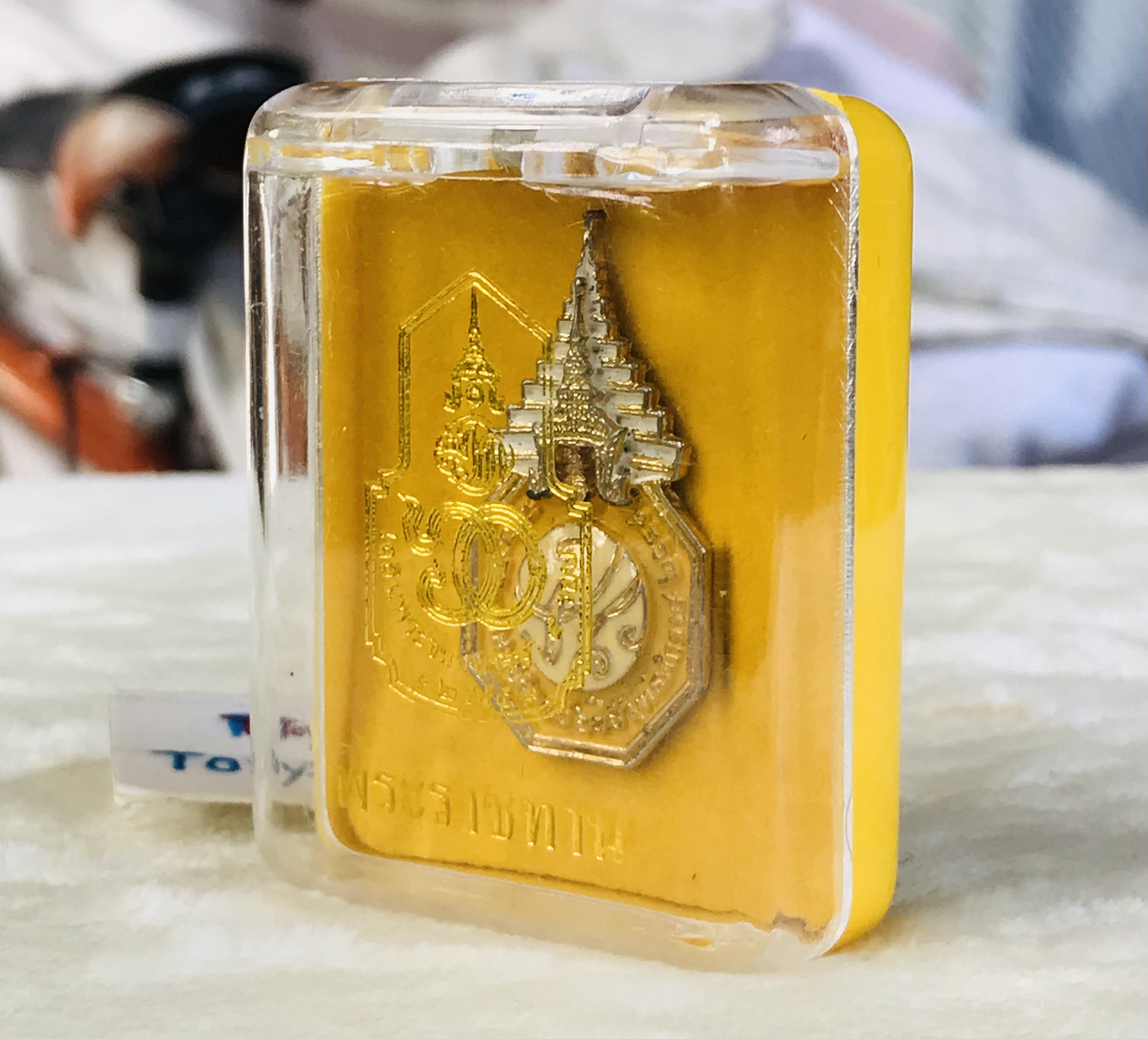 เก่าเก็บ เข็มกลัด ภปร. พระราชทาน ที่ระลึกฉลองสิริราชสมบัติครบ 60 ปี ปี 2549 ในหลวงรัชกาลที่ 9
