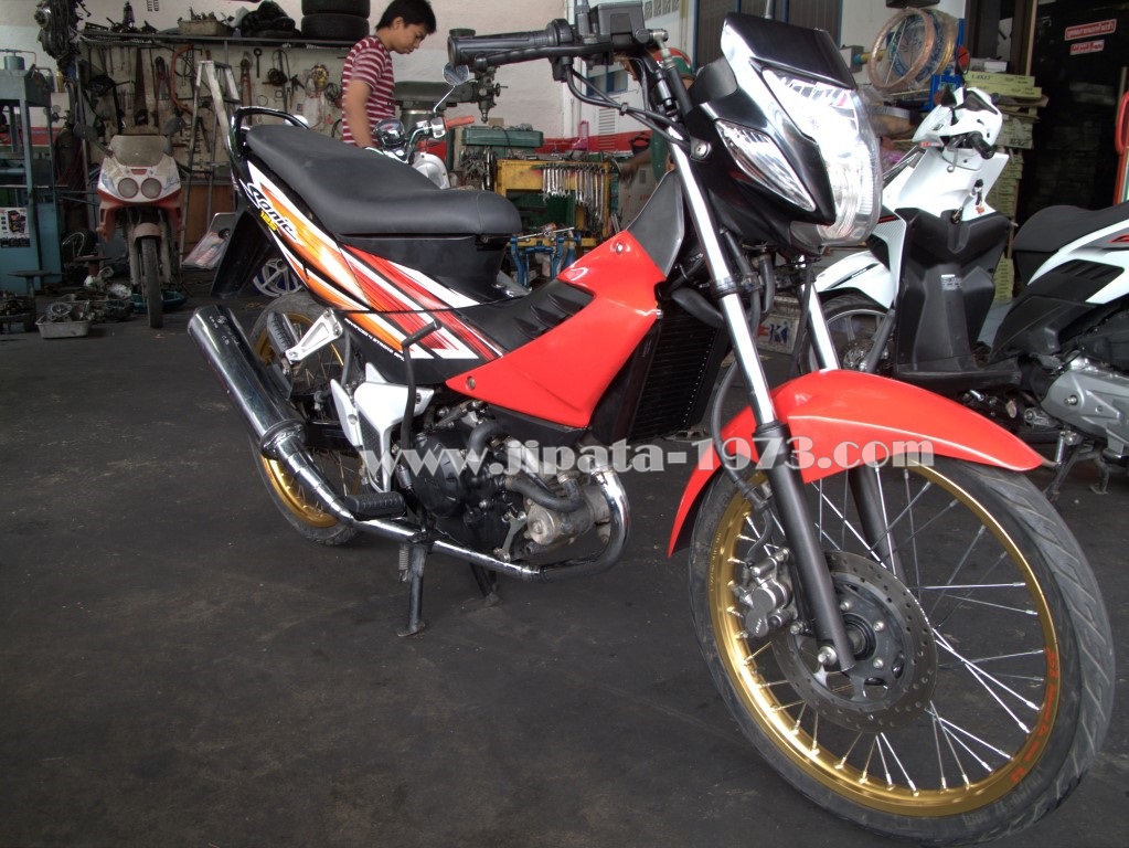 งานดัดโครงตัวถัง Honda Sonic