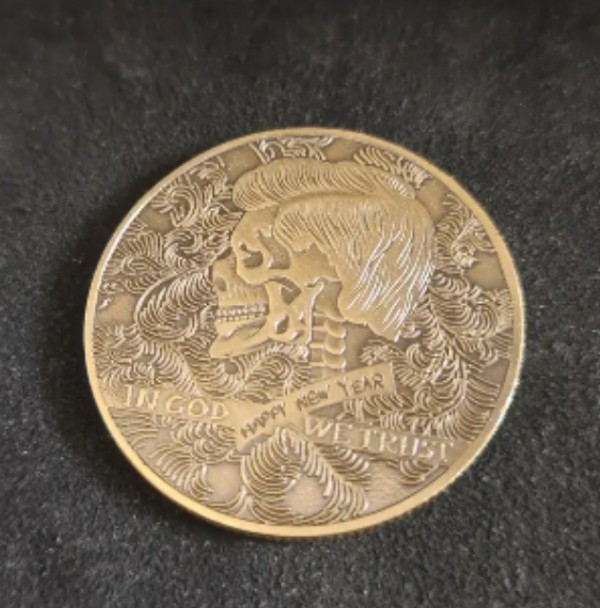 เหรียญปีศาจและงู 4cm