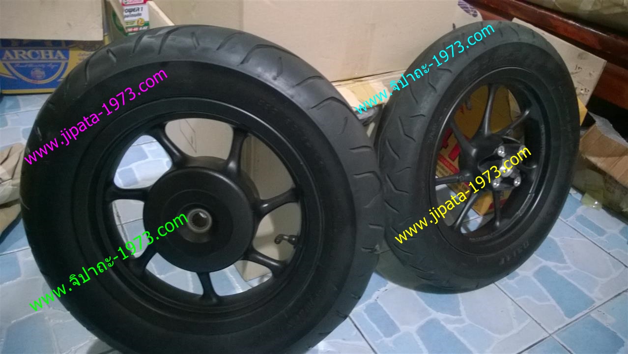 ล้อแม็กแท้พร้อมยาง Honda Zoomer x มือ 2