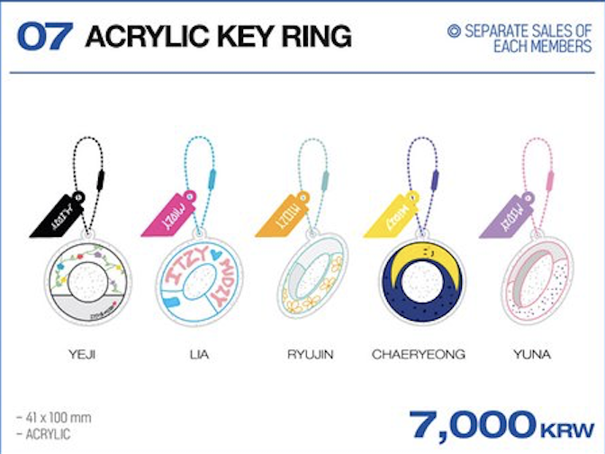 ITZY -ITZY OFFICIAL LIGHT RING POP-UP STORE - Acrylic Keyring ระบุ ชื่อ ที่ต้องการ