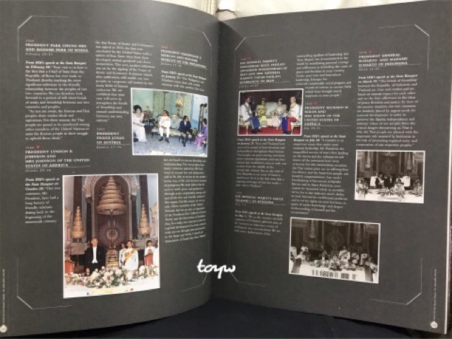 หนังสือThailand: King Bhumibol Adulyadej The Gloden Jubilee 1946-1996 จำนวน 280 หน้า ขนาด 275 x 360 mm น้ำหนัก 2.900 kg / จัดพิมพ์เมื่อปี ค.ศ 1996 /จัดจำหน่ายโดย ASIA BOOKS