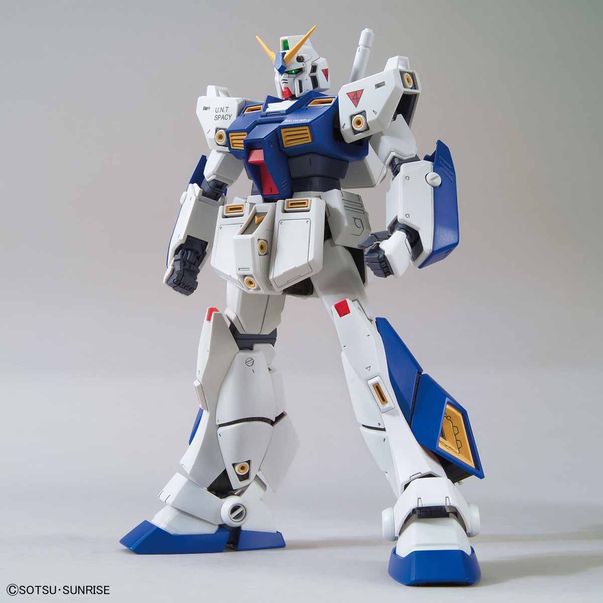 MG 1/100 Gundam NT-1 Ver. 2.0