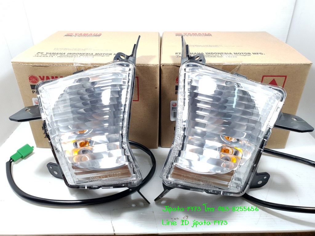 (Nmax) ชุดไฟเลี้ยวหน้า Yamaha Nmax 155 ปี 2016-2018 แท้