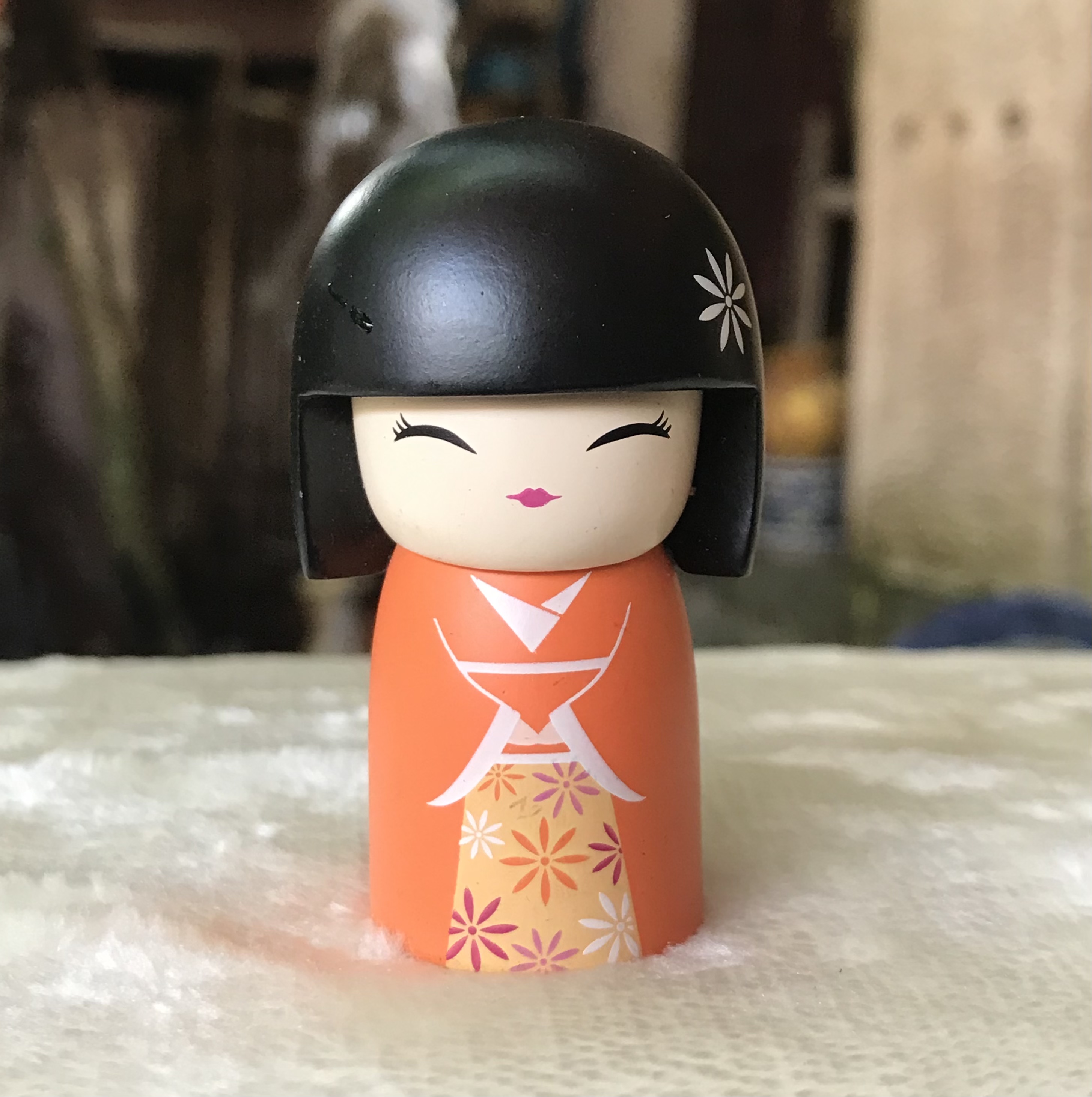 ตุ๊กตาไม้โคเคชิ "Akemi" Meaning "Bright and Beautiful" Kimmidoll Collectible Kokeshi Style Doll - Chou - 6cm Mini