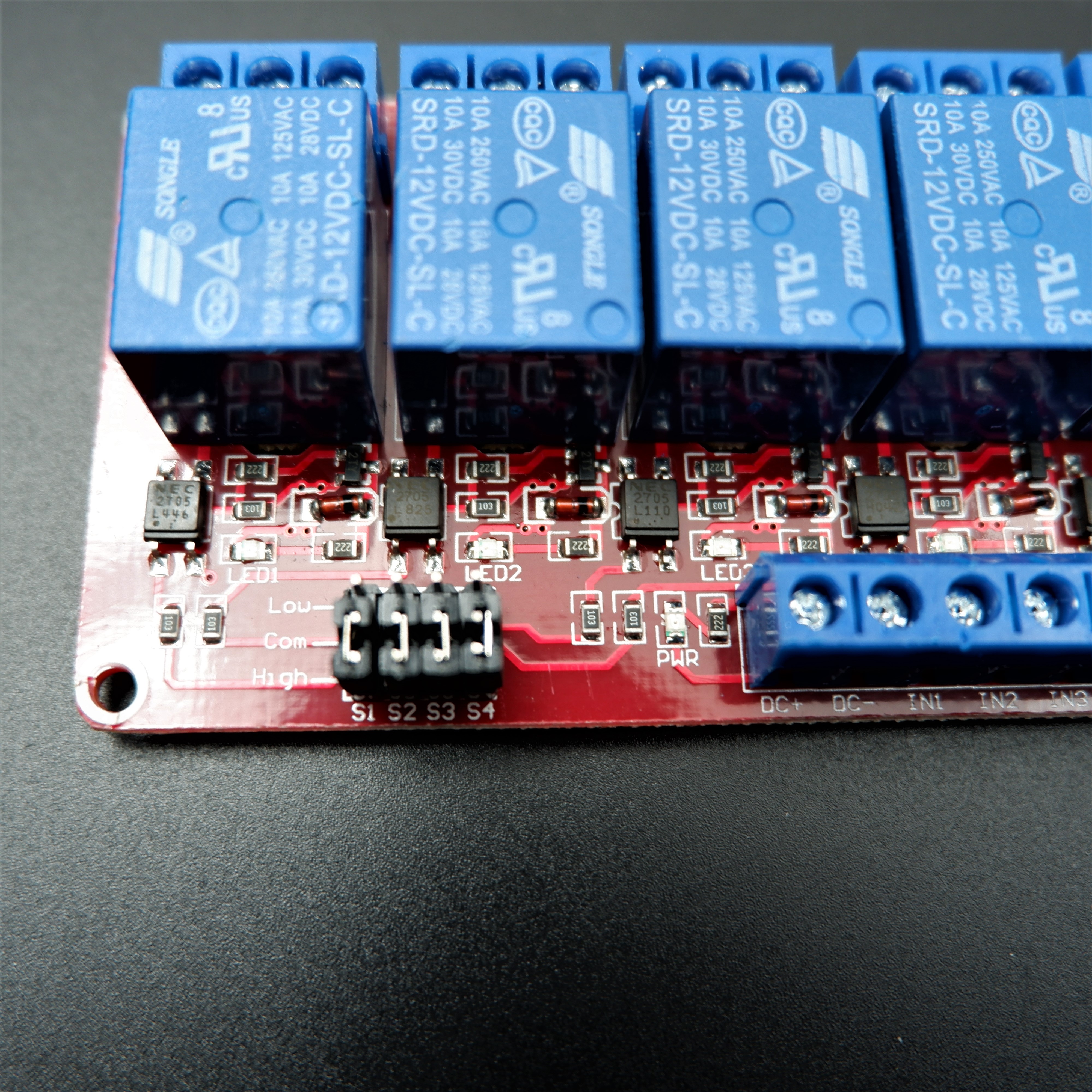 12V 8 Channel Relay High/Low Level Trigger Relay Module (Red PCB)