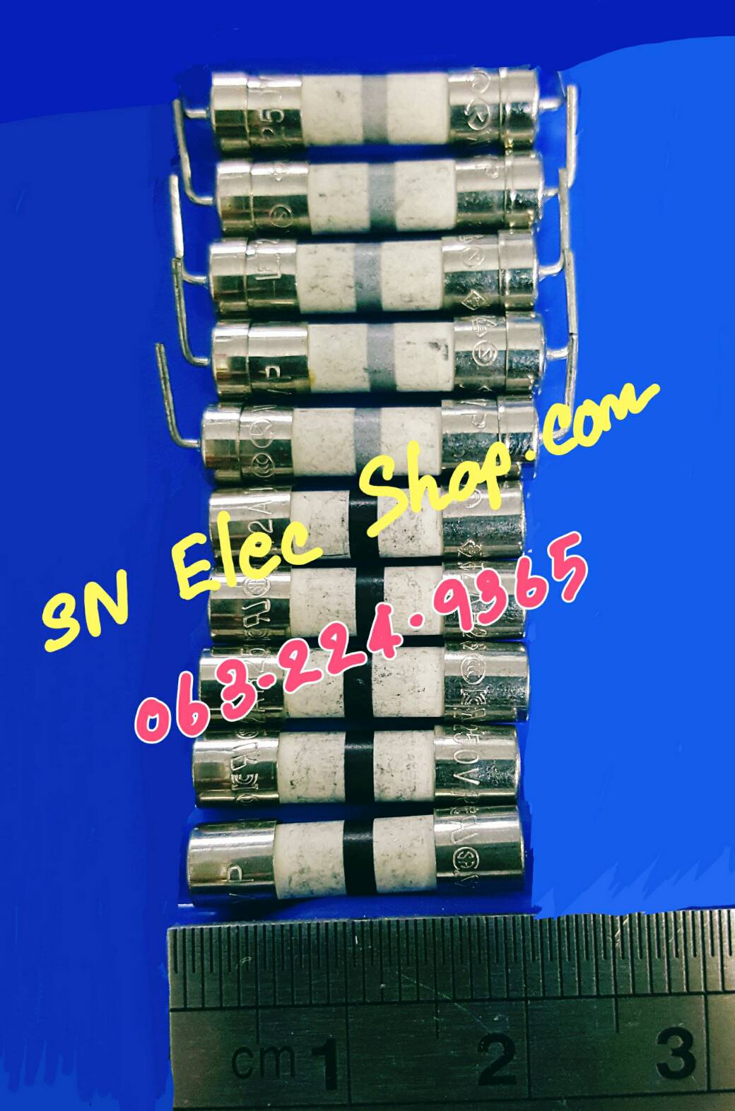 ฟิวส์ 2A 250V แพ็คละ 10 ตัว