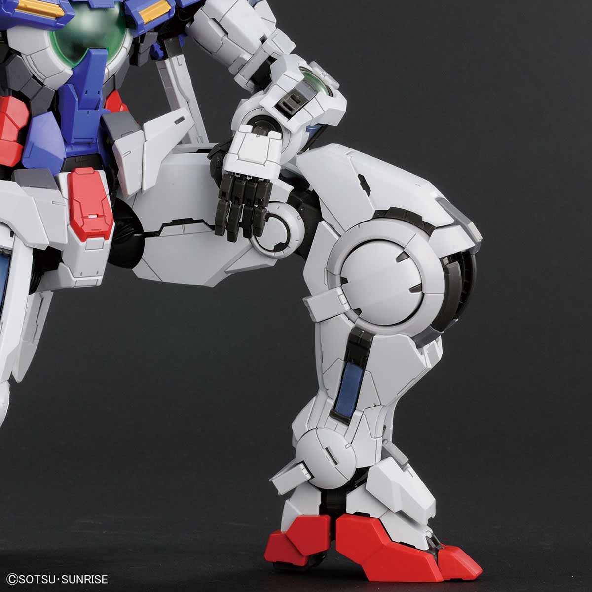 PG 1/60 GN-001 Gundam Exia (Lighting Model)