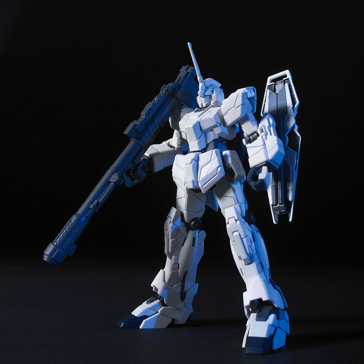 HGUC 1/144 RX-0 Unicorn Gundam (Unicorn Mode)