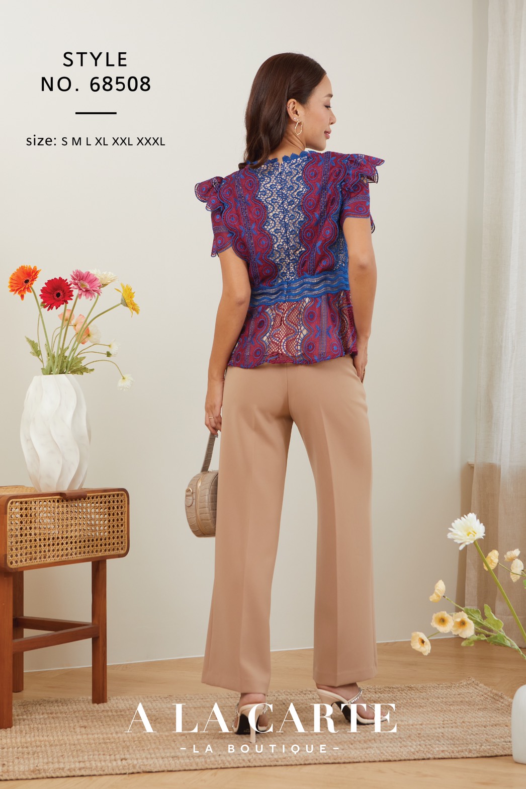 68508 เสื้อลูกไม้แขนสั้น ใส่ออกงาน ลูกไม้ทอลาย two-tone ลายลูกไม้เนื้อนุ่มย ซับผ้าชีฟองสีครีม ช่วงเอวตัดต่อเข้ารูปเชื่อมด้วยลูกไม้ ต่อระบาย มีซิปหลัง สีครีม L สีฟ้า S,3XL สีแดง M