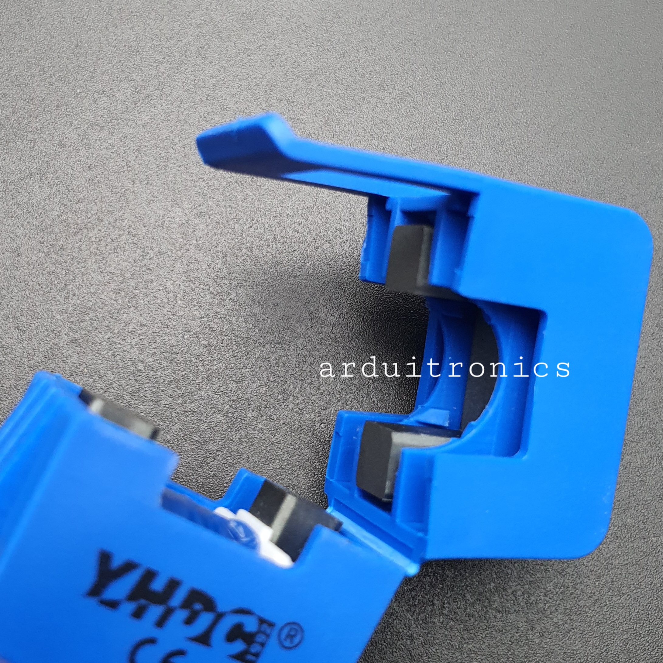 Non-Invasive Current Sensor - (20A Max) 1V Current Output CT Sensor เซ็นต์เซอร์วัดกระแส