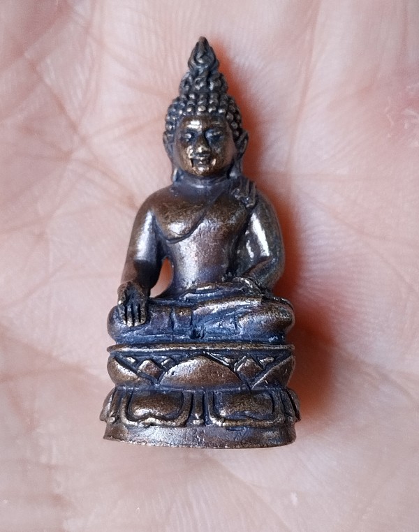 พระกริ่งชัยวัฒน์ ไพรีพินาศ วัดบวรนิเวศวิหาร