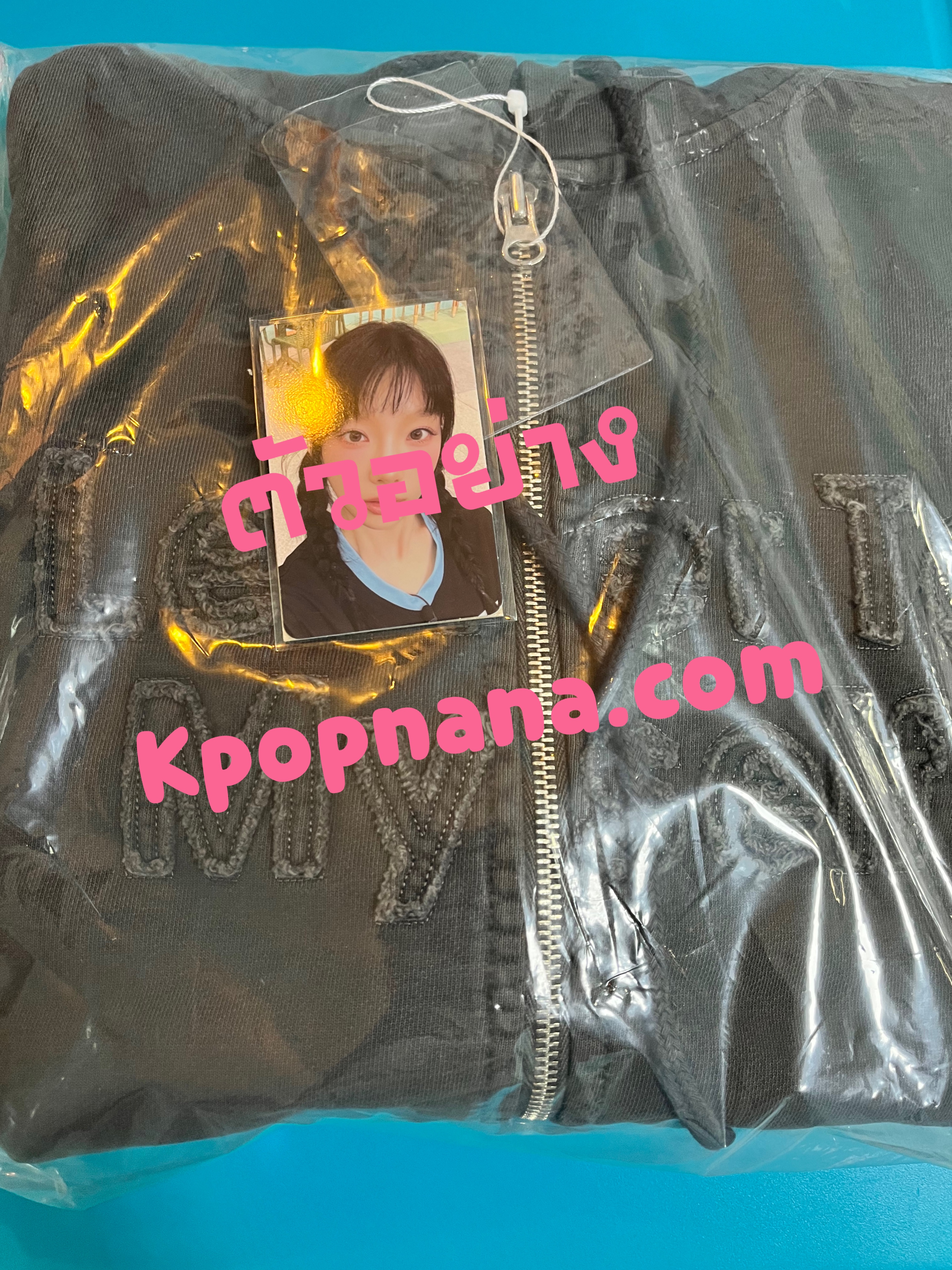 TAEYEON -TAEYEON Letter To Myself MD - Zip-Up Hoodie Set - ระบุ size m หรือ L นะคะ