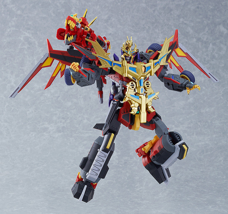 "Pre-Order" MODEROID Gridknight & Goldburn