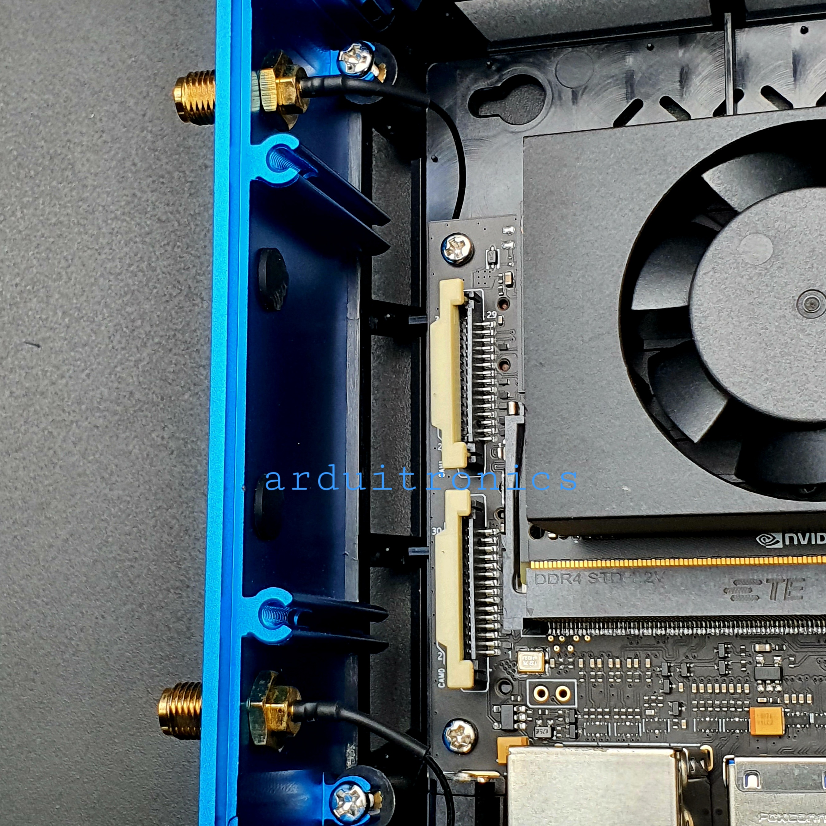 [สินค้า Pre-order] Jetson SUB Mini PC-Blue with Jetson Xavier NX Module, Aluminium Case with Cooling Fan, 128GB SSD, WiFi, Antennas and pre-installed JetPack System - Seeed Nvidia