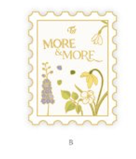 TWICE -TWICE ONLINE CONCERT Beyond LIVE - TWICE : More & More Album badge แบบ B ver