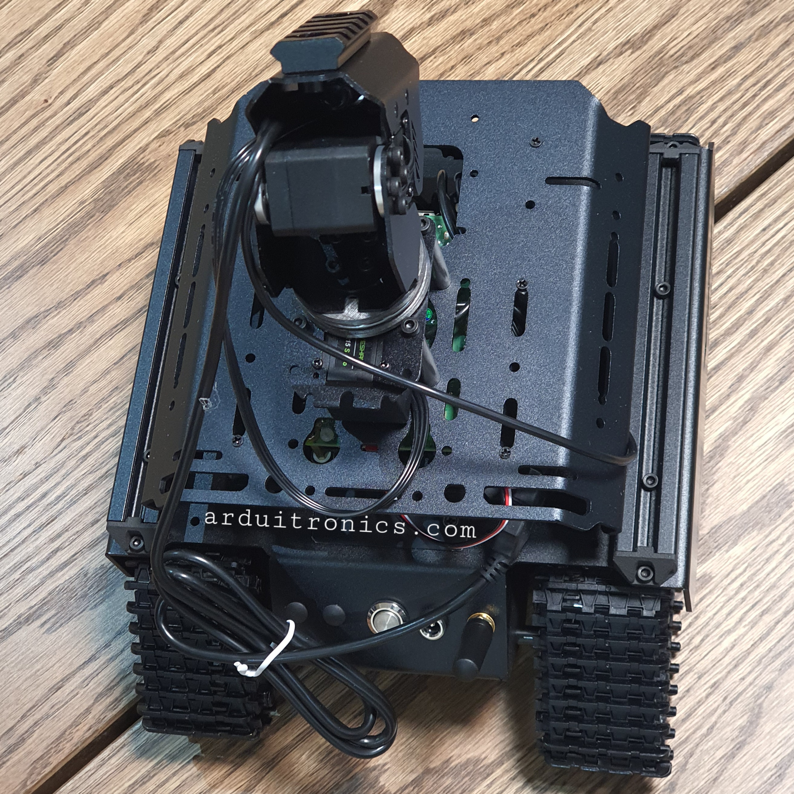 UGV Beast Open-source Off-Road Tracked AI Robot, Dual controllers, All-metal Body, Computer Vision, Suitable for Raspberry Pi 5 (แท้ Waveshare)