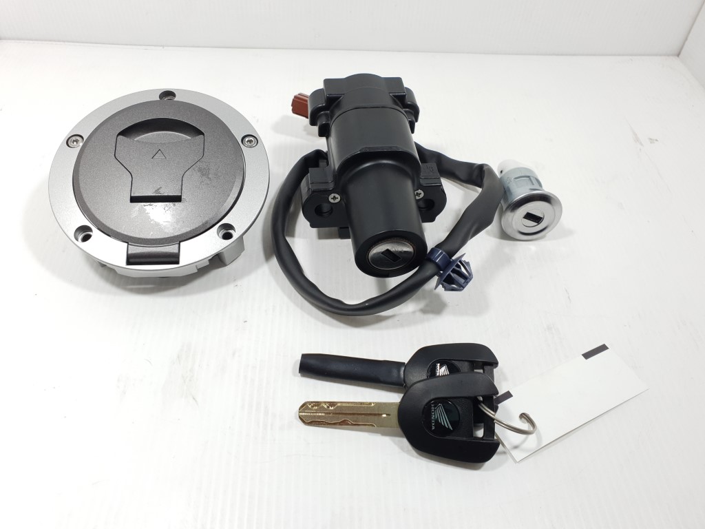 (CBR 650R) ชุดสวิทช์กุญแจ ชุดใหญ่ Honda CBR 650R แท้