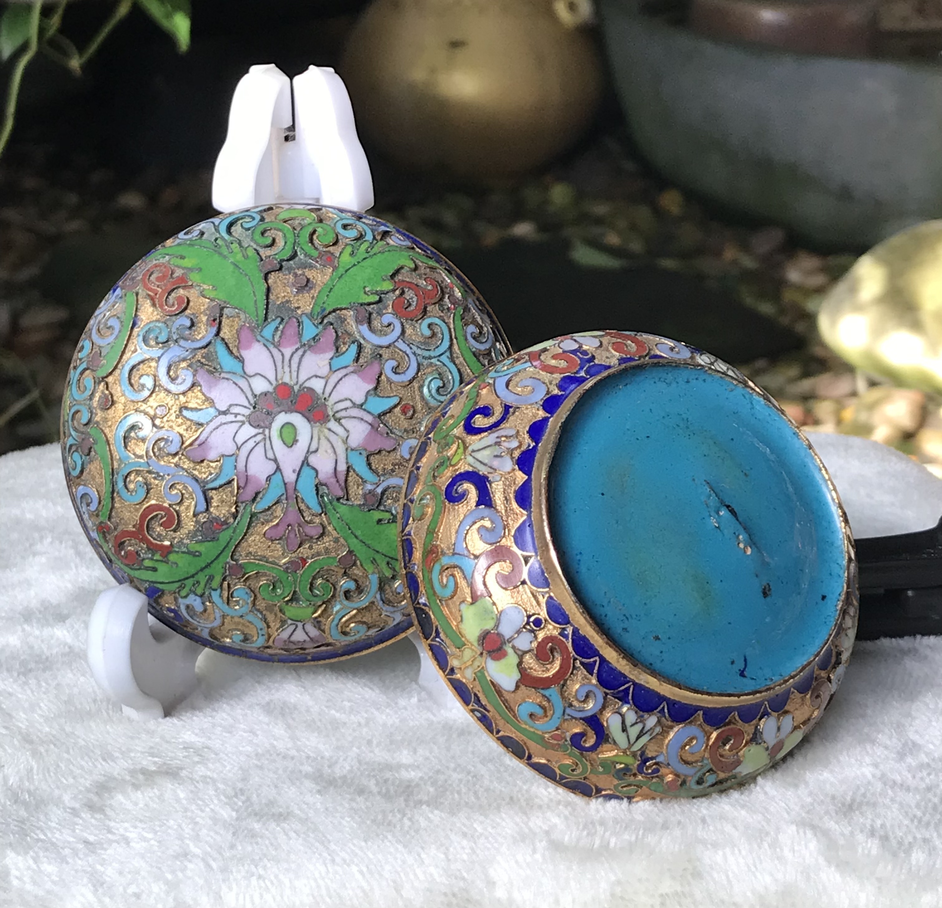 งานเก่า ตลับทองเหลืองถมปัด งานถมปัดโบราณสภาพสวยหายาก