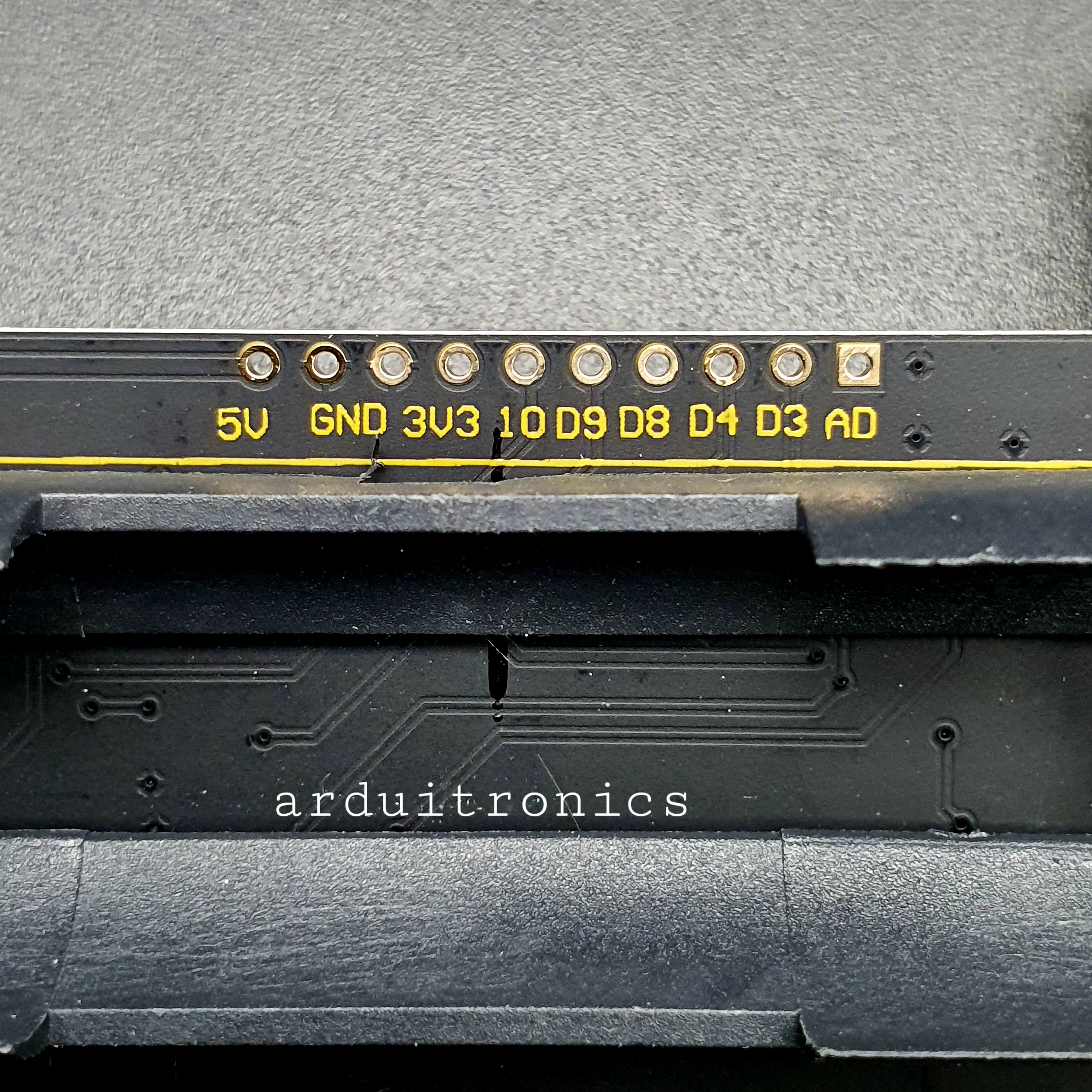 WeMos ESP8266 built-in 0.96" OLED and Battery Charging Circuit + Battery Socket 18650