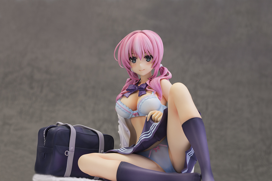 "Pre-Order" Skytube 1/7 Sari Utsugi illustration by Kurehito Misaki