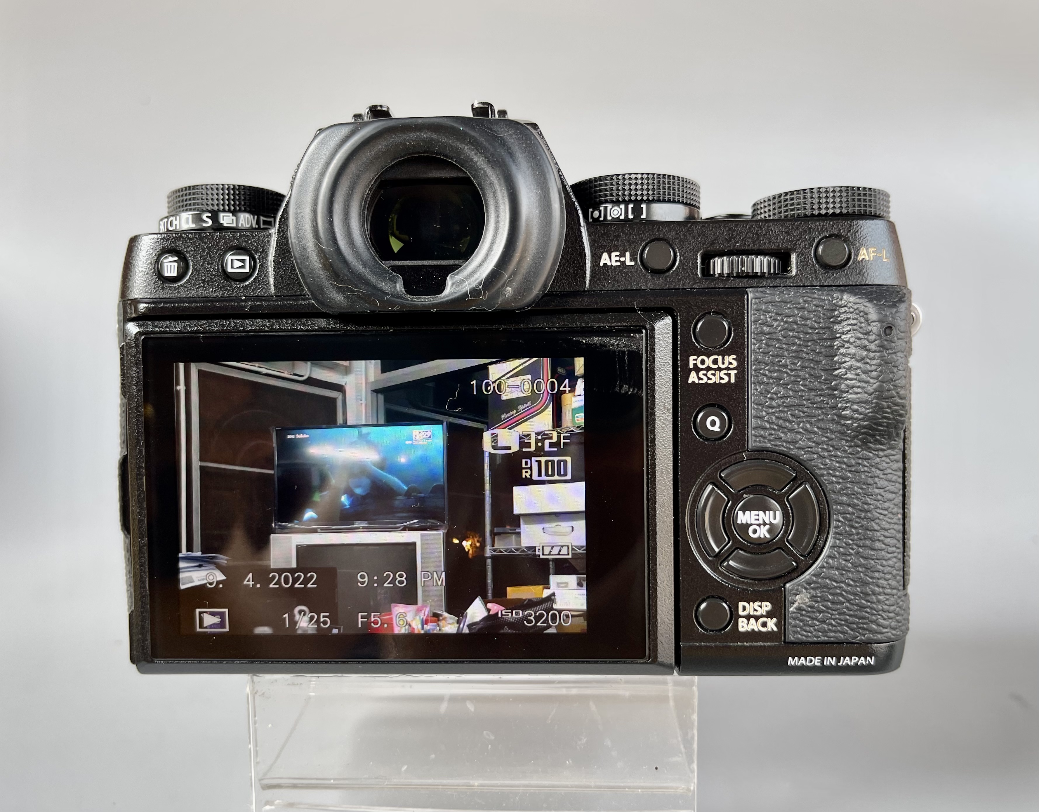 ขายกล้อง FujiXT1(body)สภาพสวย อกปศ+ Flashแท้คู่ตัว