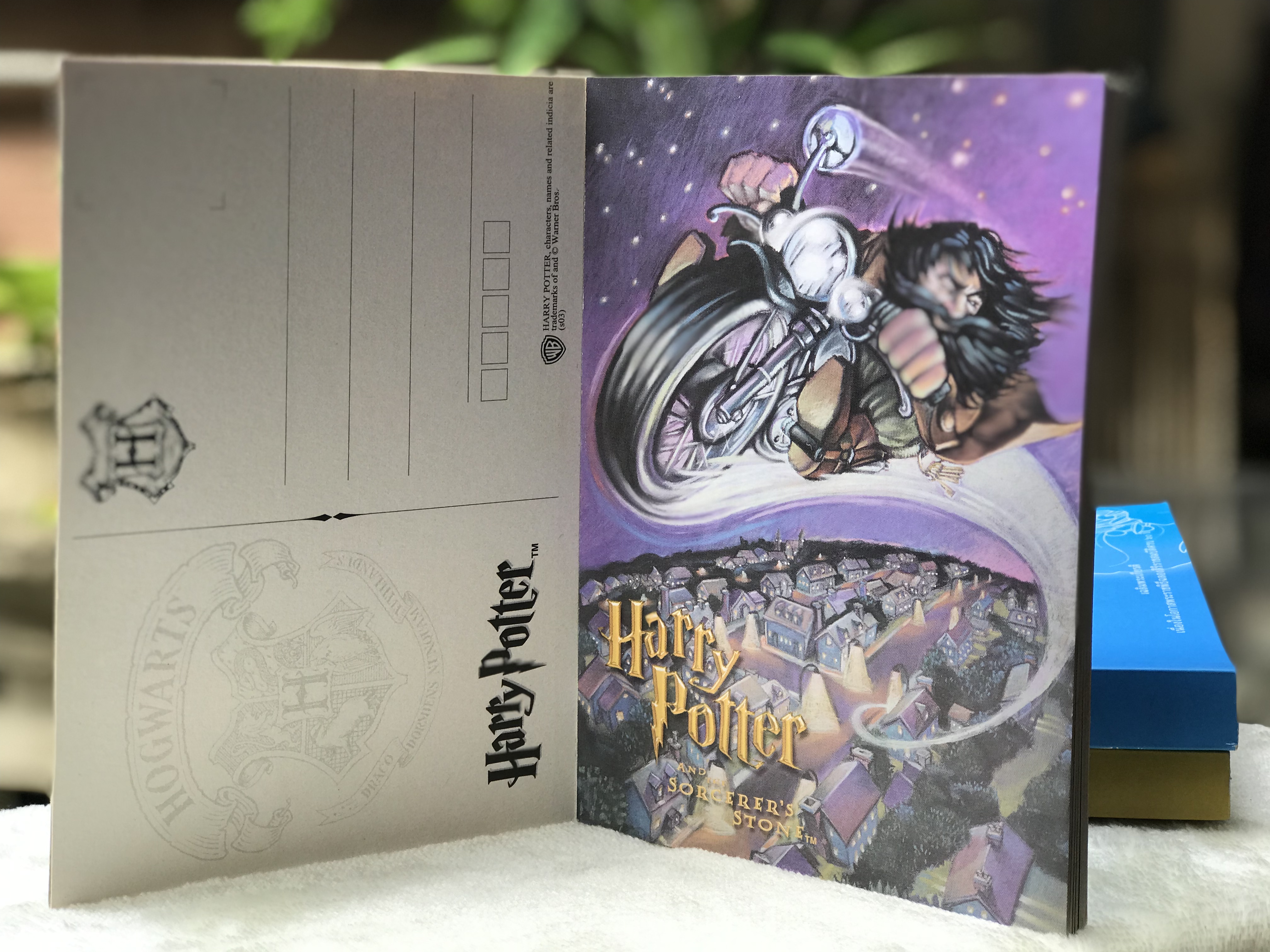 ราคาต่อเล่ม โปสการ์ดแฮร์รี่ พอตเตอร์ ในแต่ละเล่มมี 20 ใบ Postcard - Harry Potter and The Sorcerer's Stone / The Chamber of Secrets