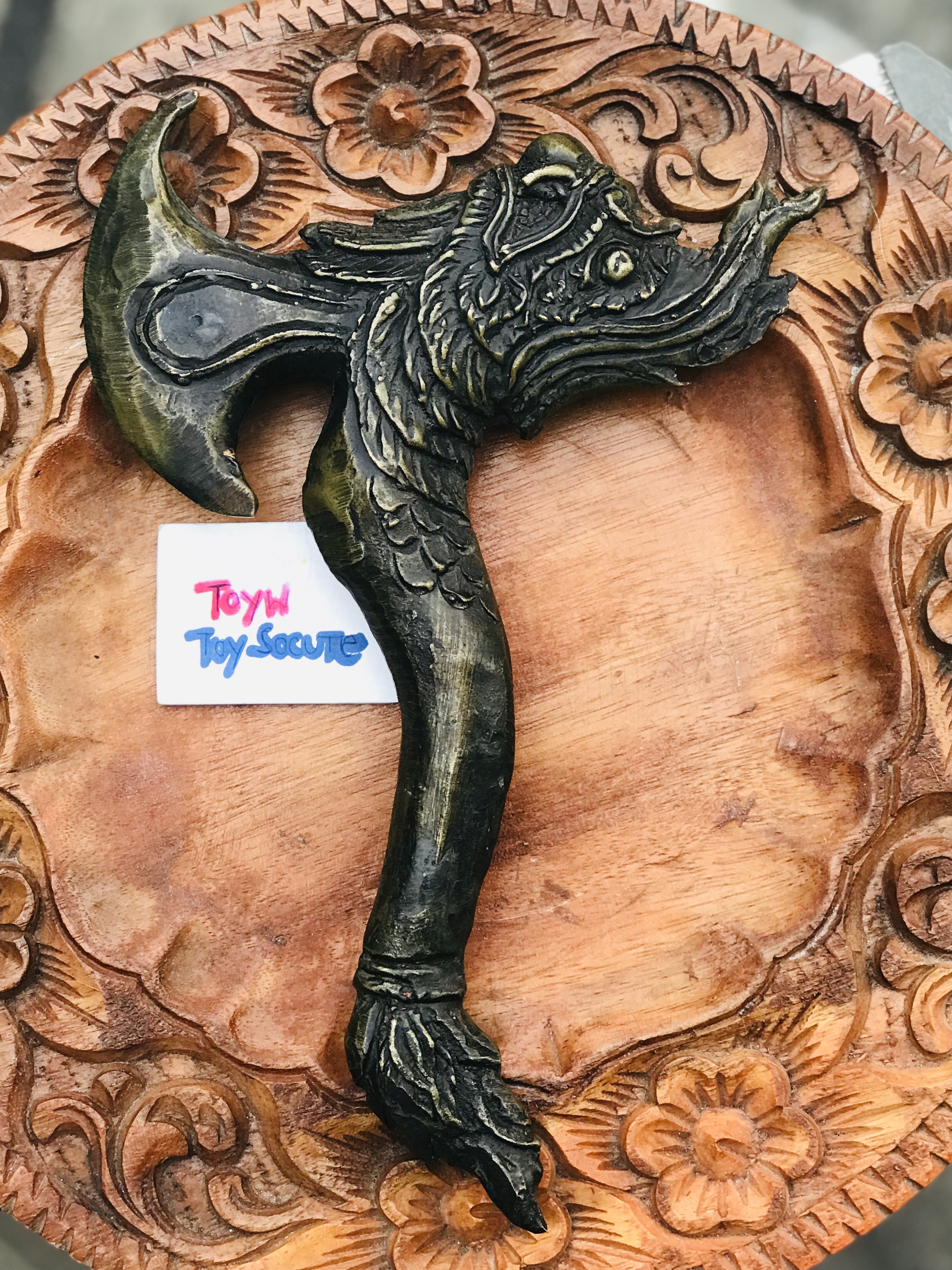 เริ่มต้น 899 บาท Antique Brass ตรีศูลพญานาคราช/ไม้คฑา ไม้ครู หลวงปู่ทวดอุ้มลูกแก้วพระนิรันตรายนั่งบนบัลลังก์พญางูจงอาง /ขวานพญานาคราช เนื้อทองเหลืองเก่า