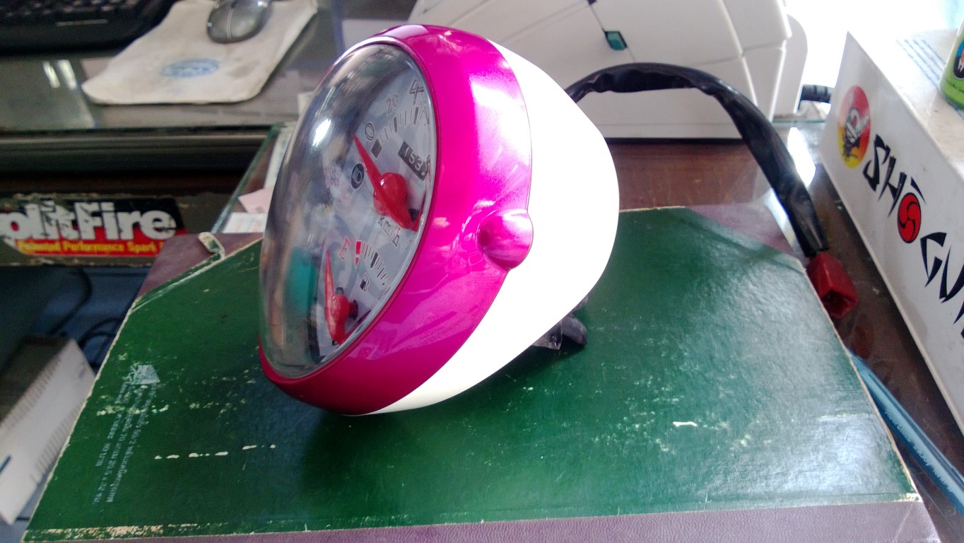 เรือนไมล์ Yamaha Fino Fasion สีชมพู